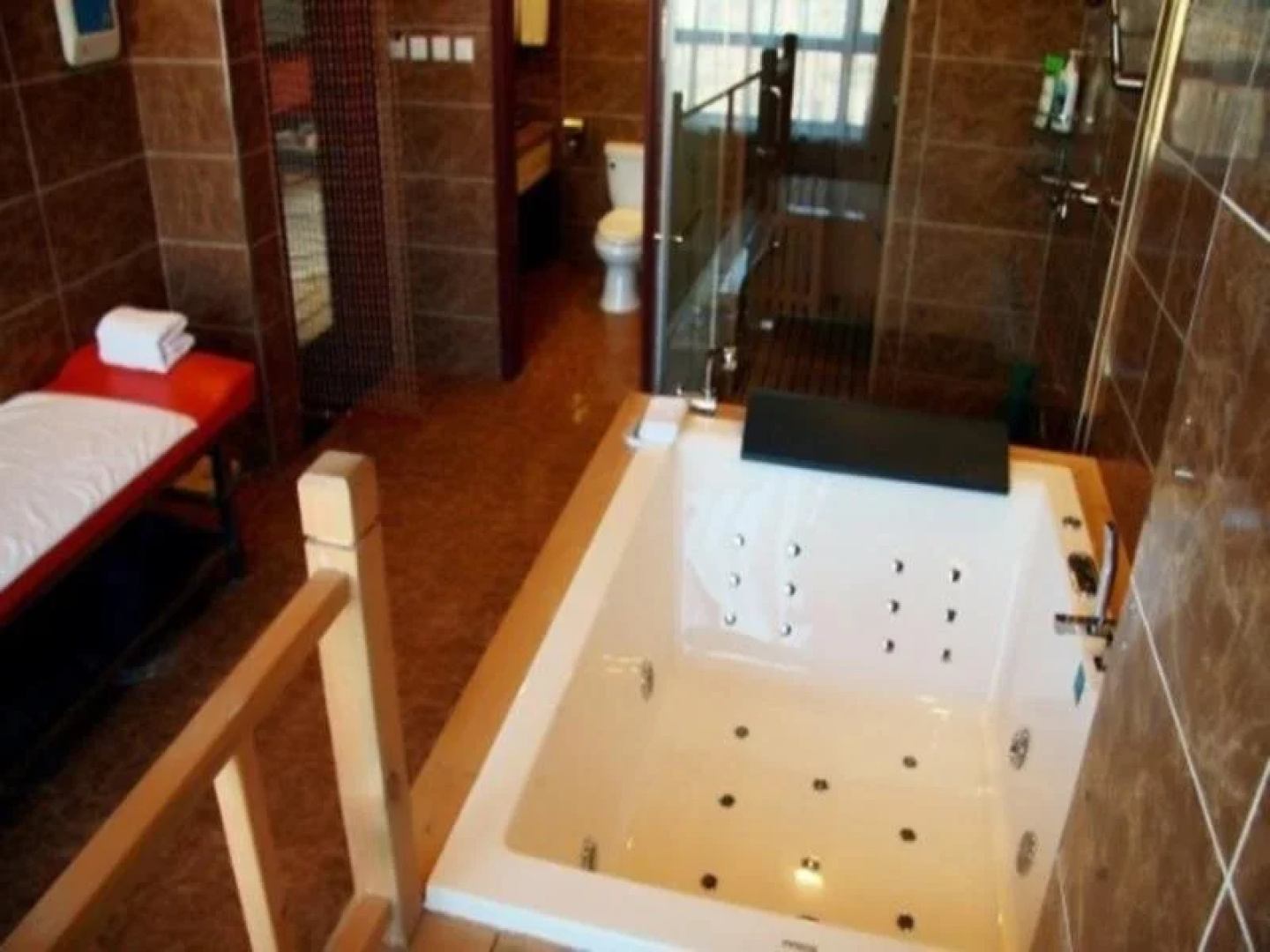 Anshan Sihai Holiday Hotel
