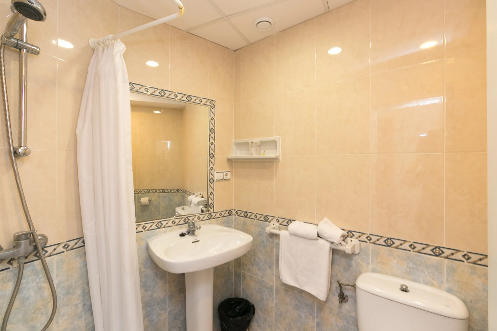 The Red Hotel by Ibiza Feeling - Adults only