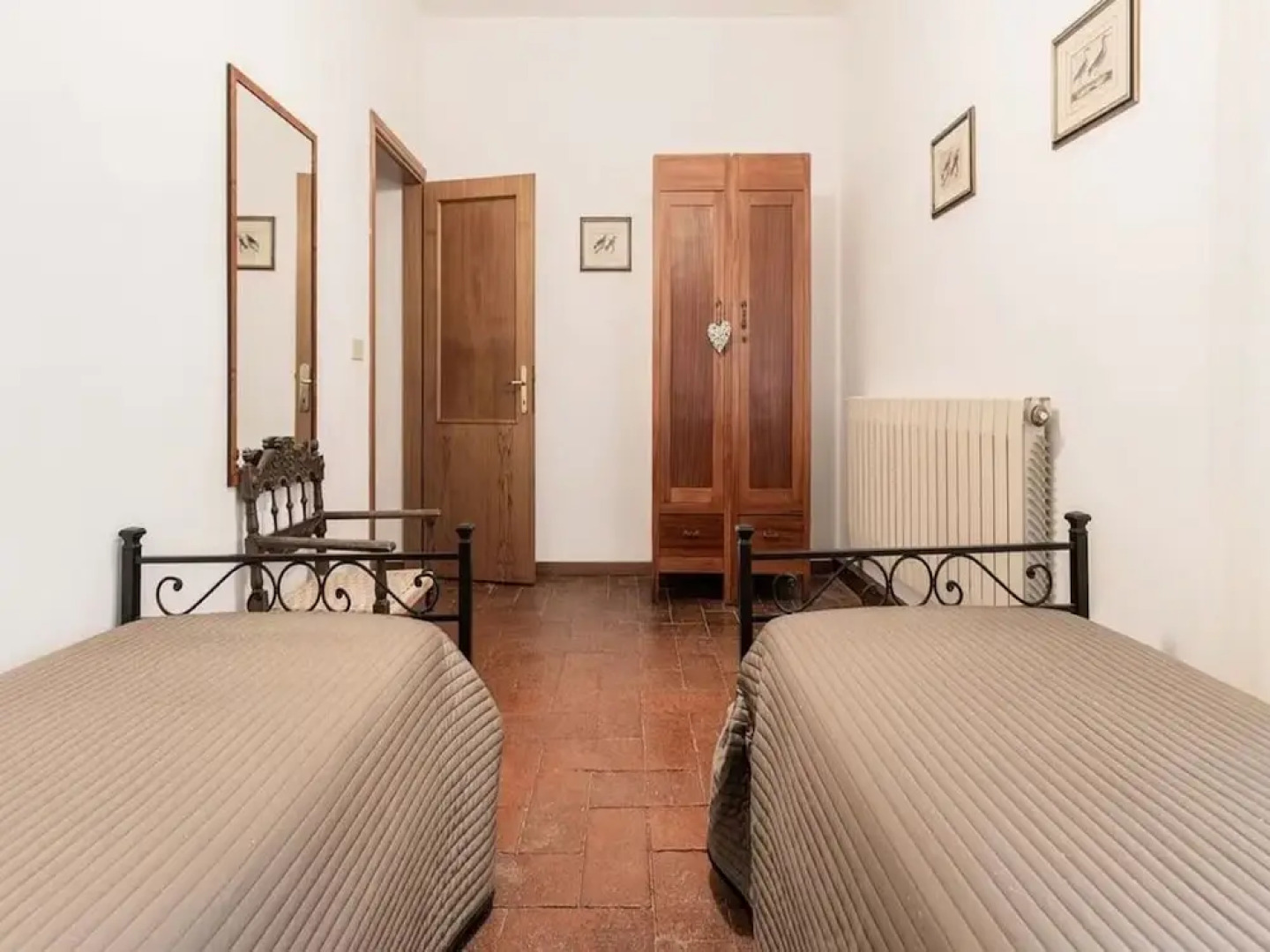 Agriturismo Poggio di Montepescoli - L'aia