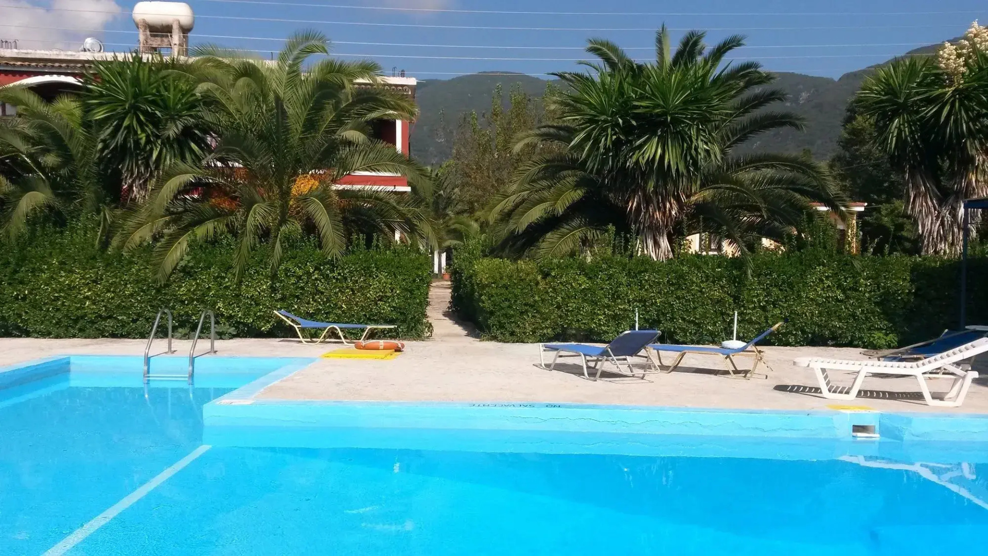 Sunny Dreams Apartments Ipsos