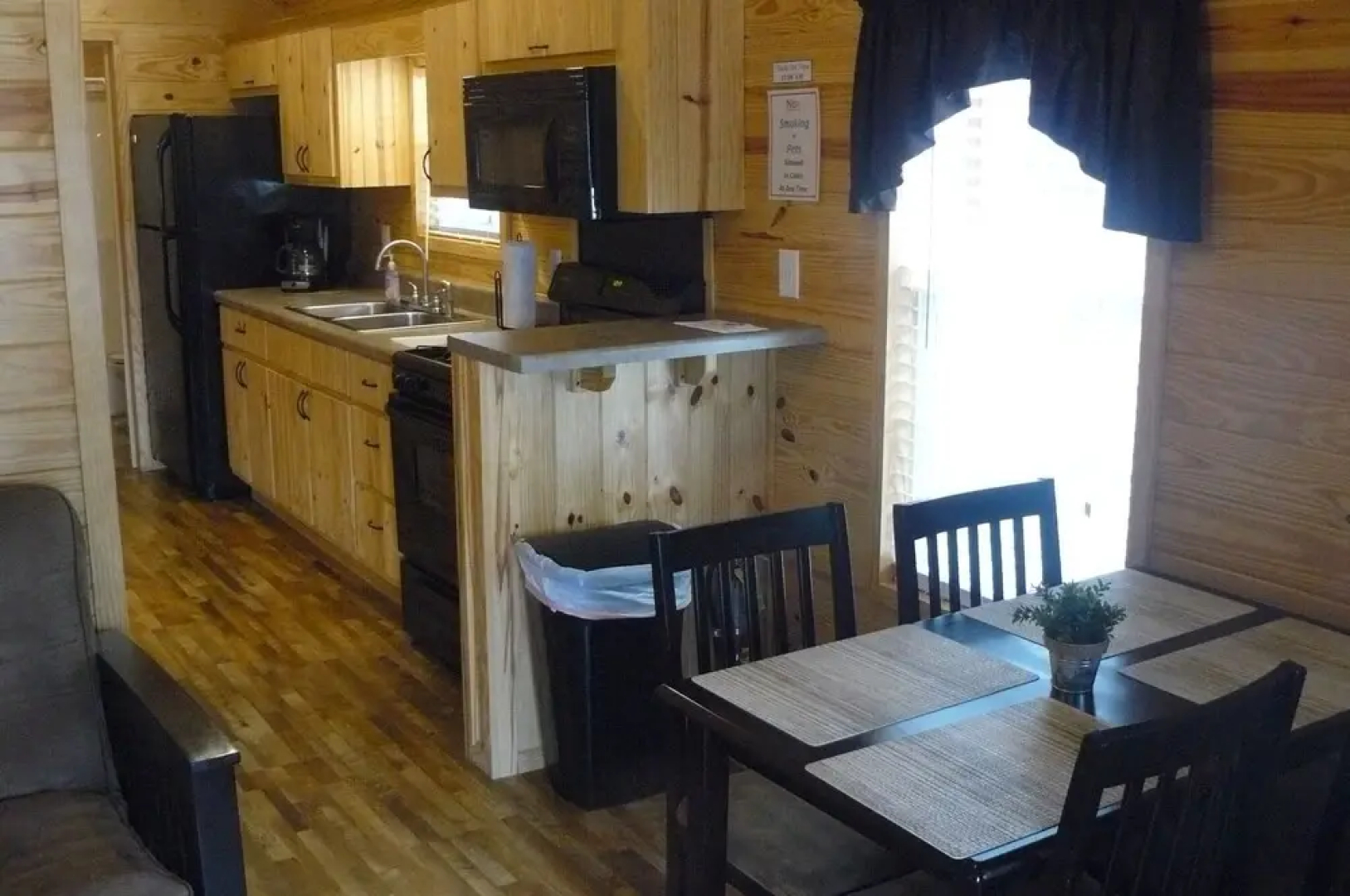 Lake Guntersville State Park RRM Cabins