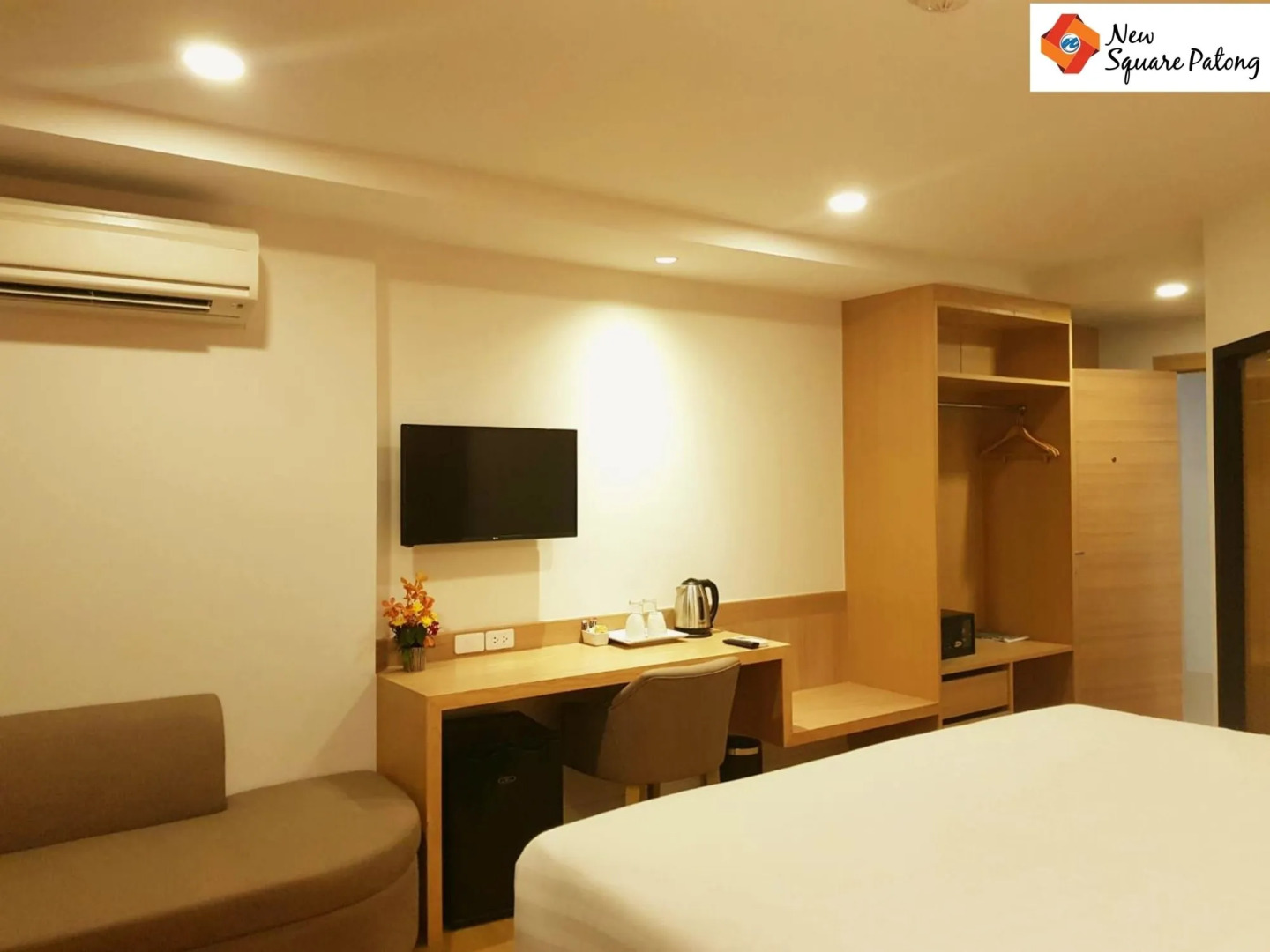 New Square Patong Hotel