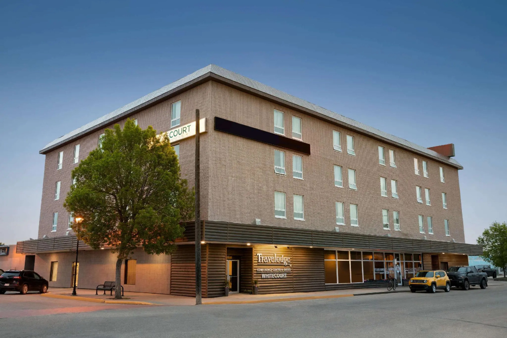 Travelodge by Wyndham Whitecourt