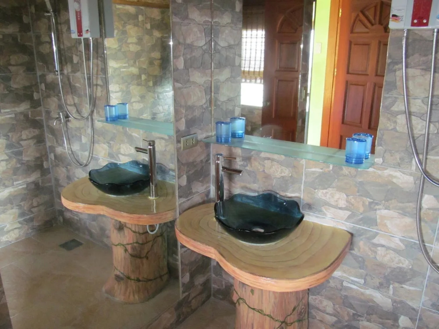 Parrot Paradise Resort