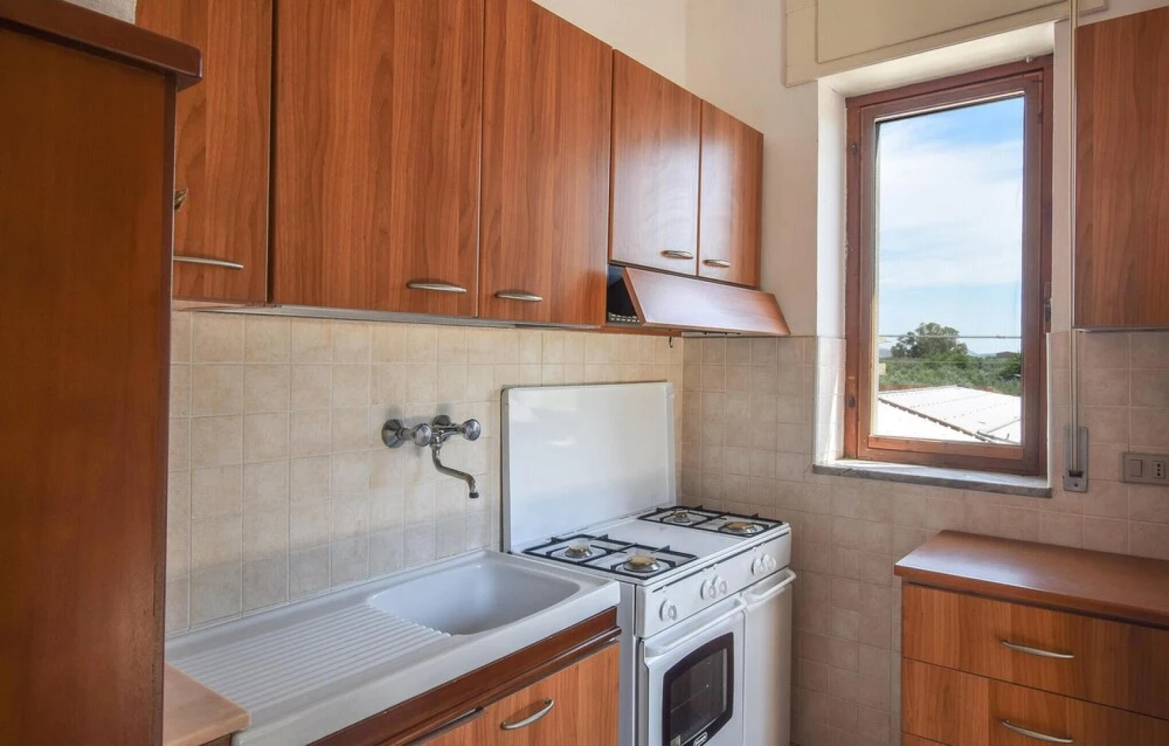 Beautiful Apartment in Sellia Marina With 2 Bedrooms and Wifi