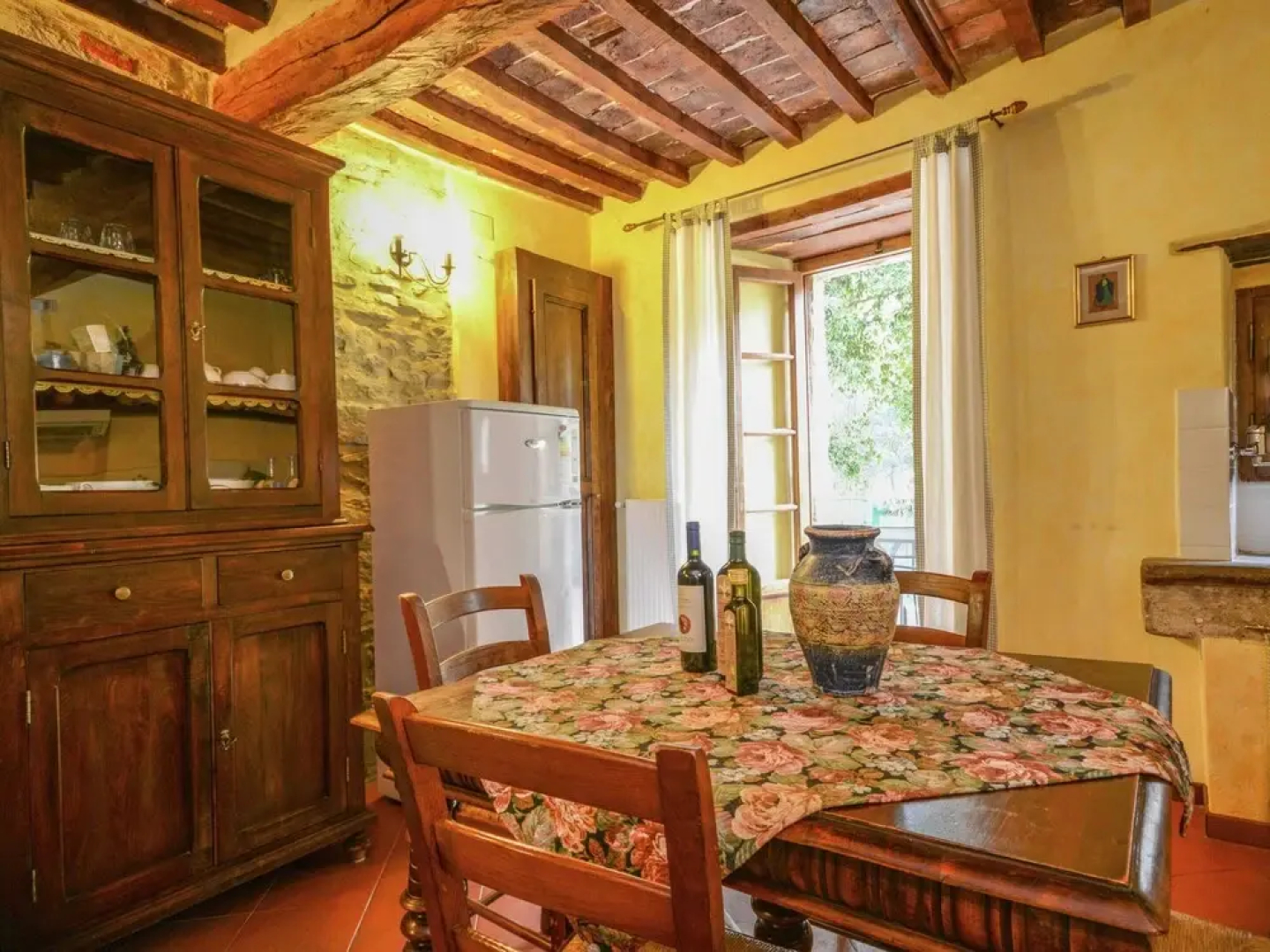 Stunning Holiday Home in Umbria with Hot Tub