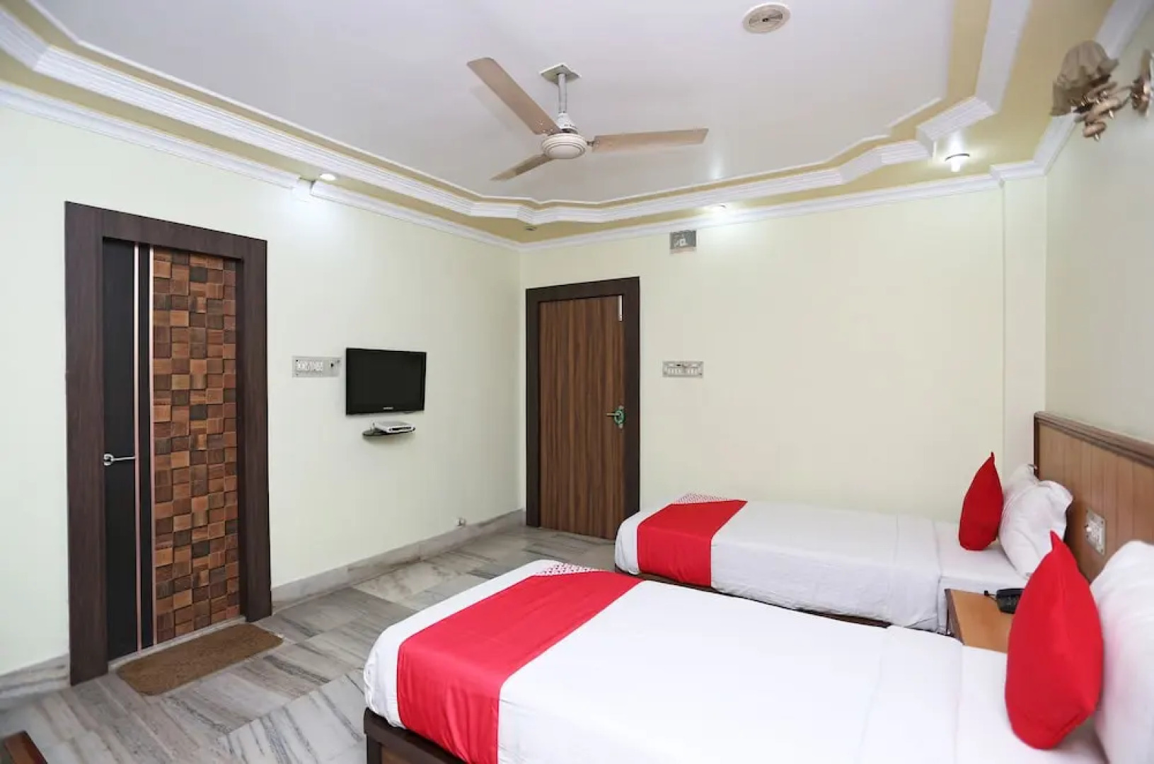 Hotel Aquatic Palace