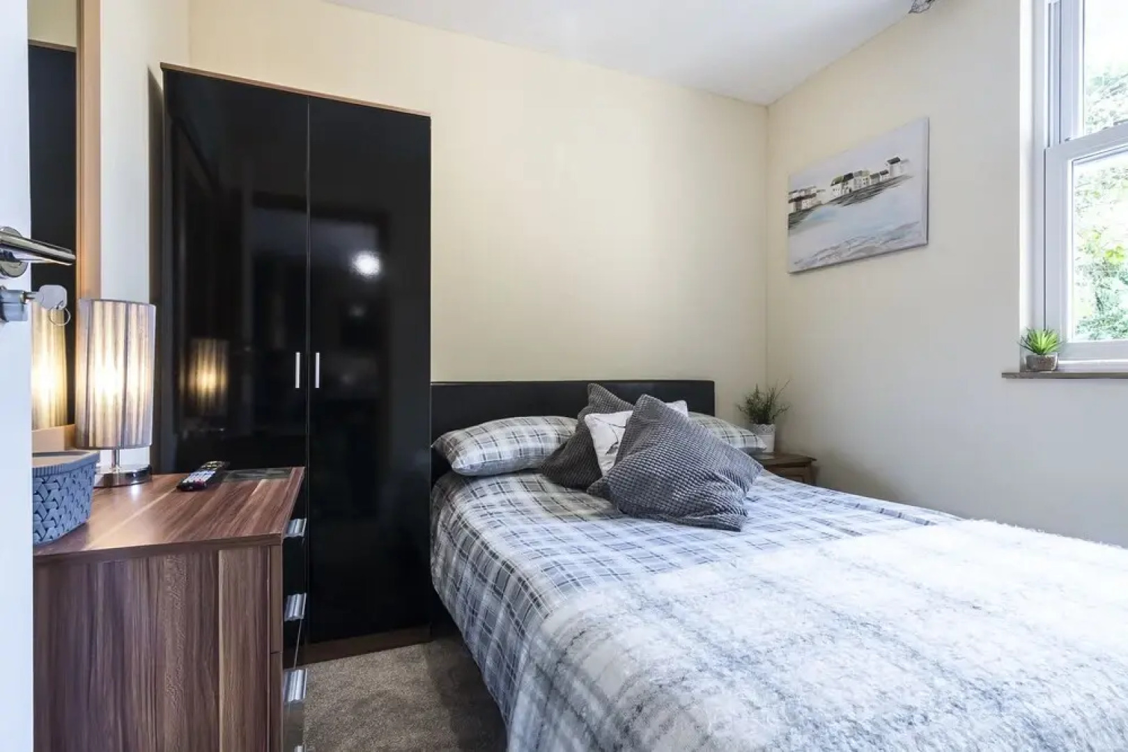 Holey Moley Lodge - 2 Bedroom