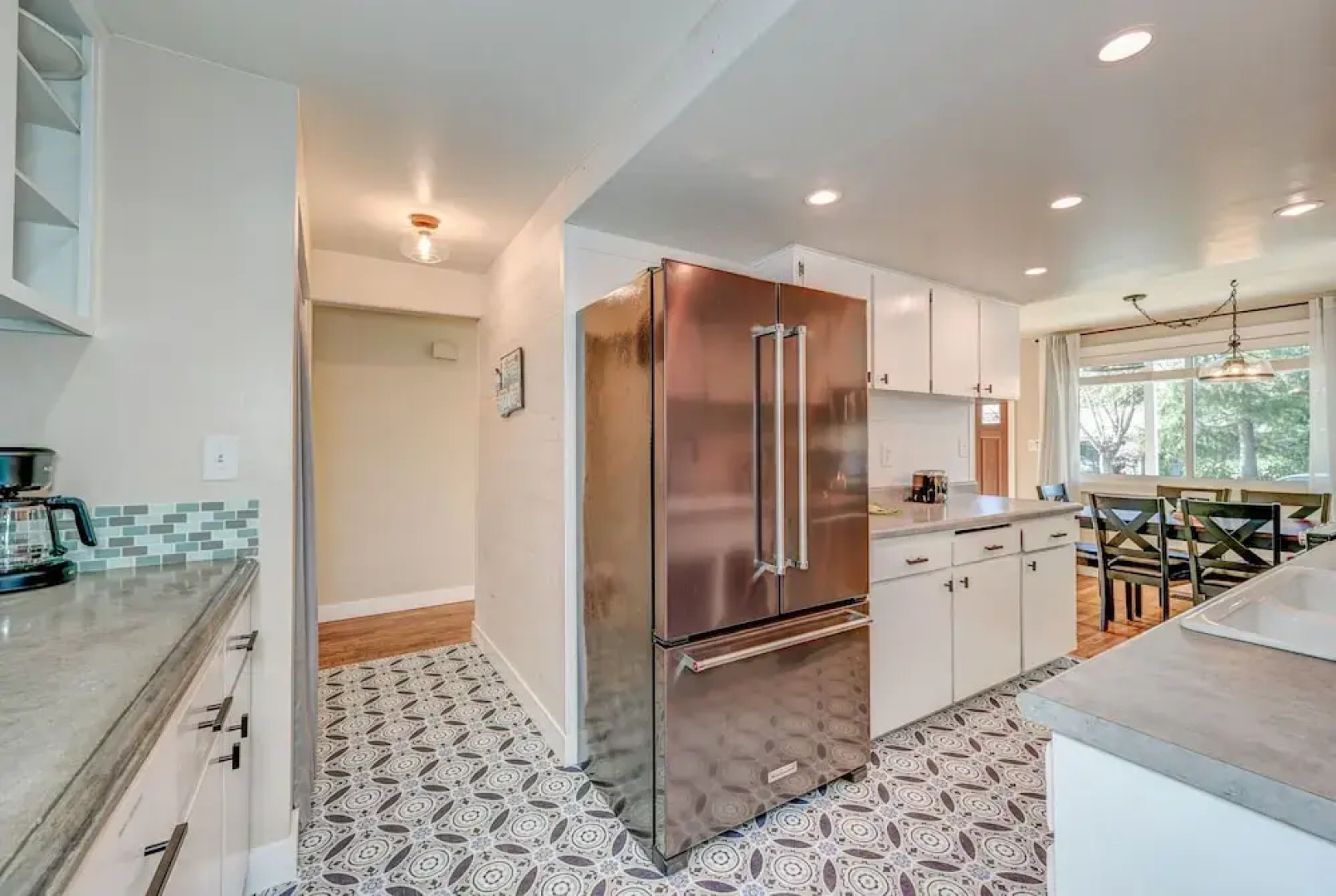 Renton Oasis: Relaxing 3br Home W/ Great Outdoor! 3 Bedroom Home by RedAwning