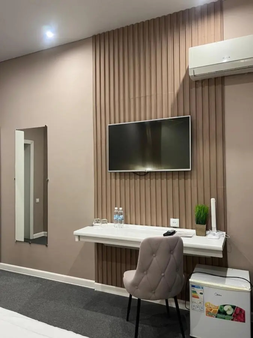 Hotel Nomad (Номад)