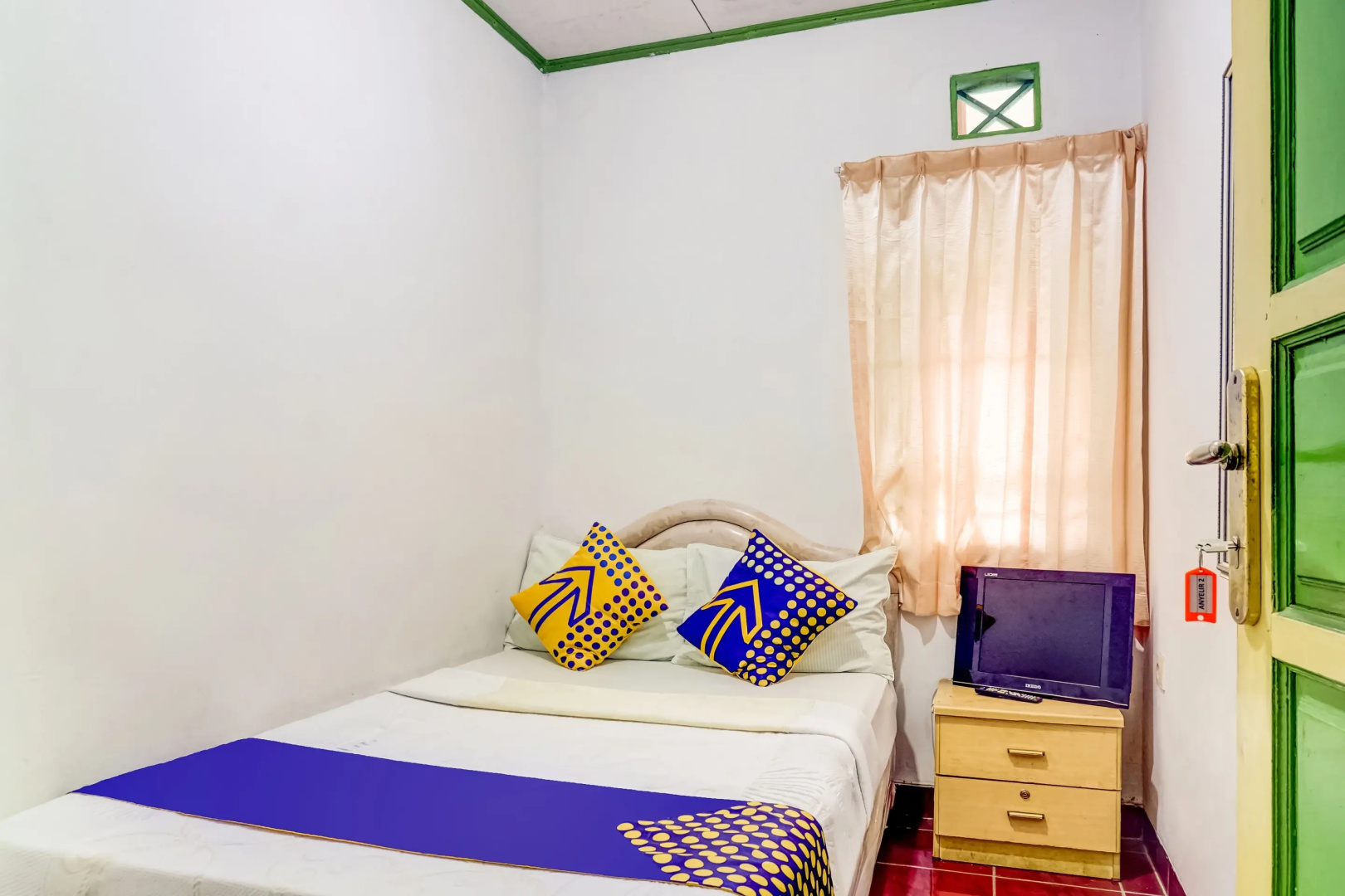 Villa Anyelir Yustik