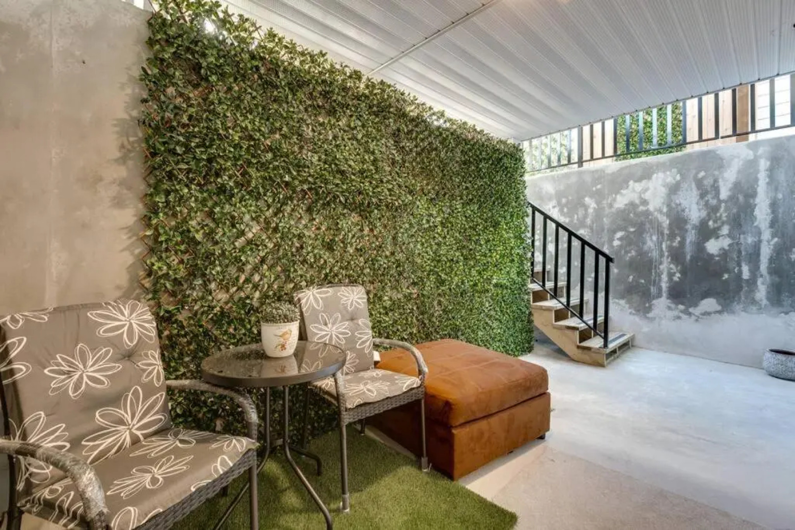 Guest suite in South Surrey