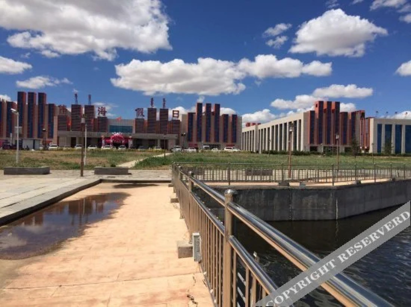 Weihai Holiday Hotel