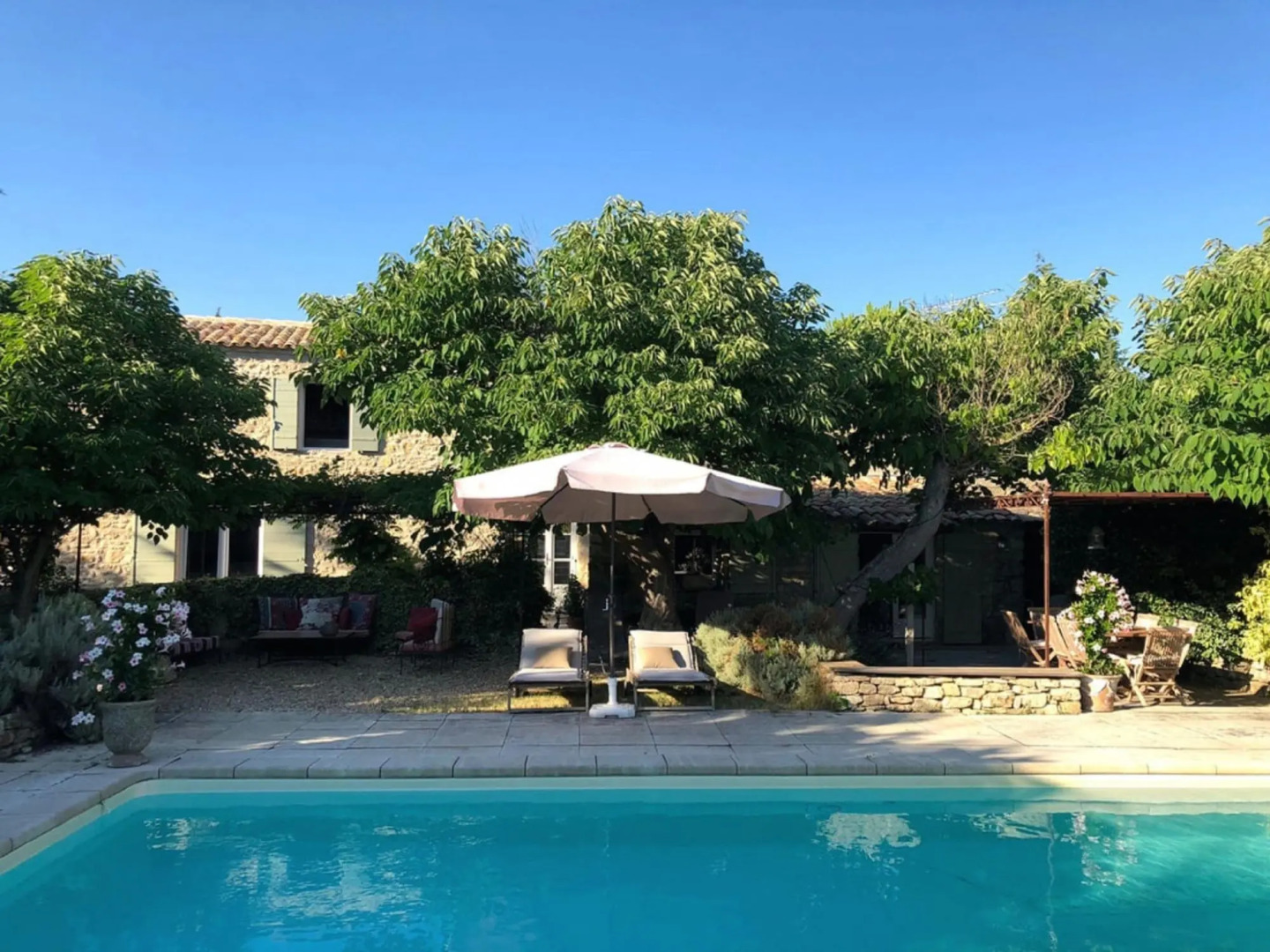 Stylish Villa With Private Pool in the Middle of a Village in the Beautiful Luberon