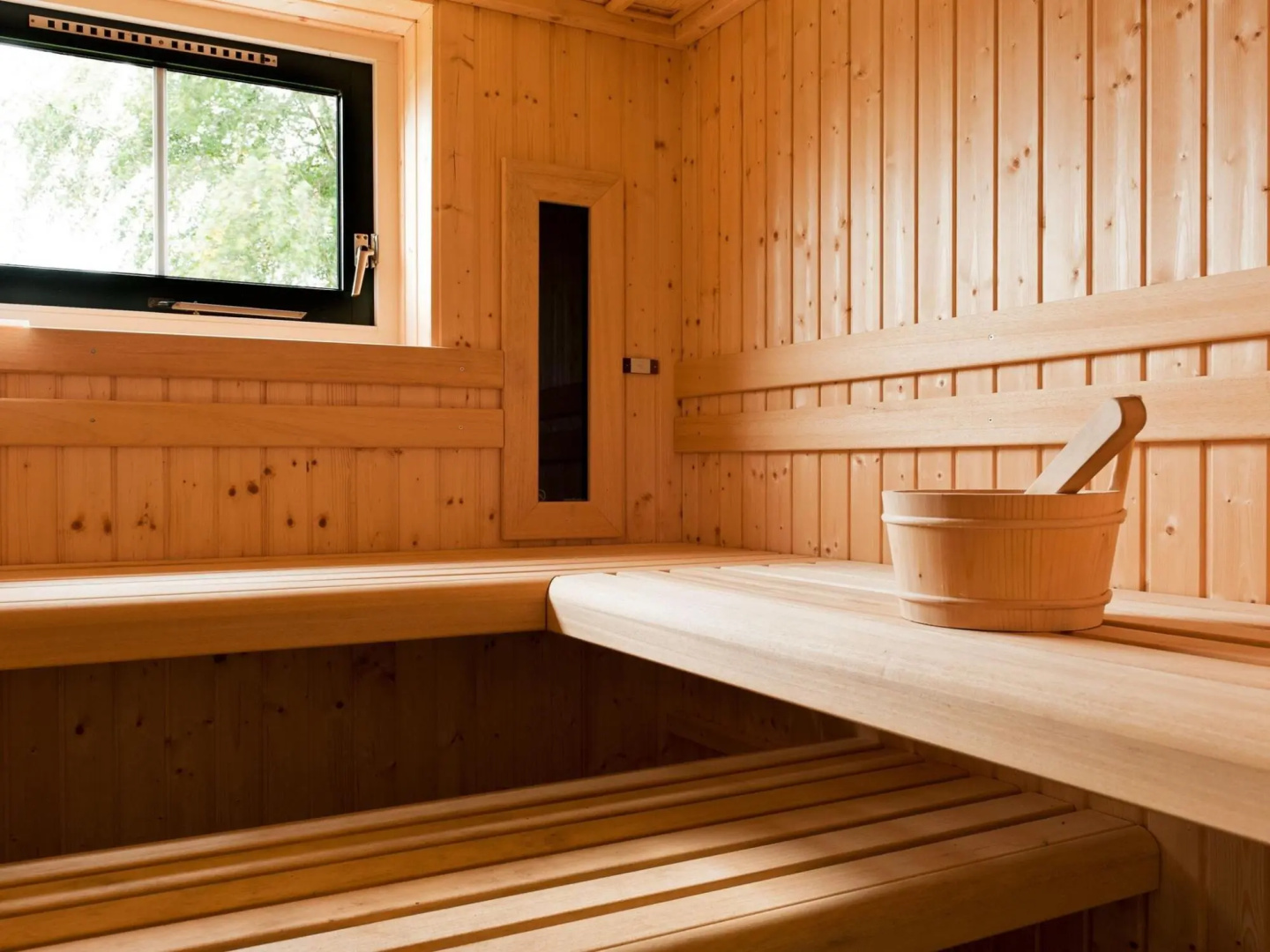 Attractive holiday home in Groningen with outdoor spa