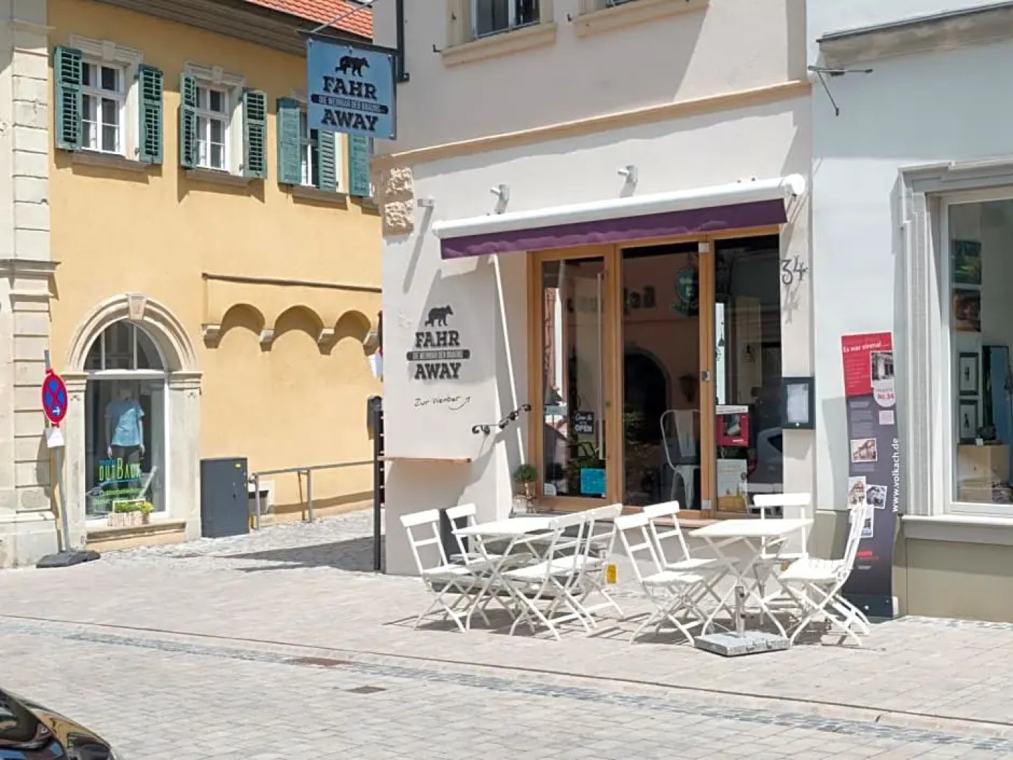 Weinbar Und Hotel Fahraway