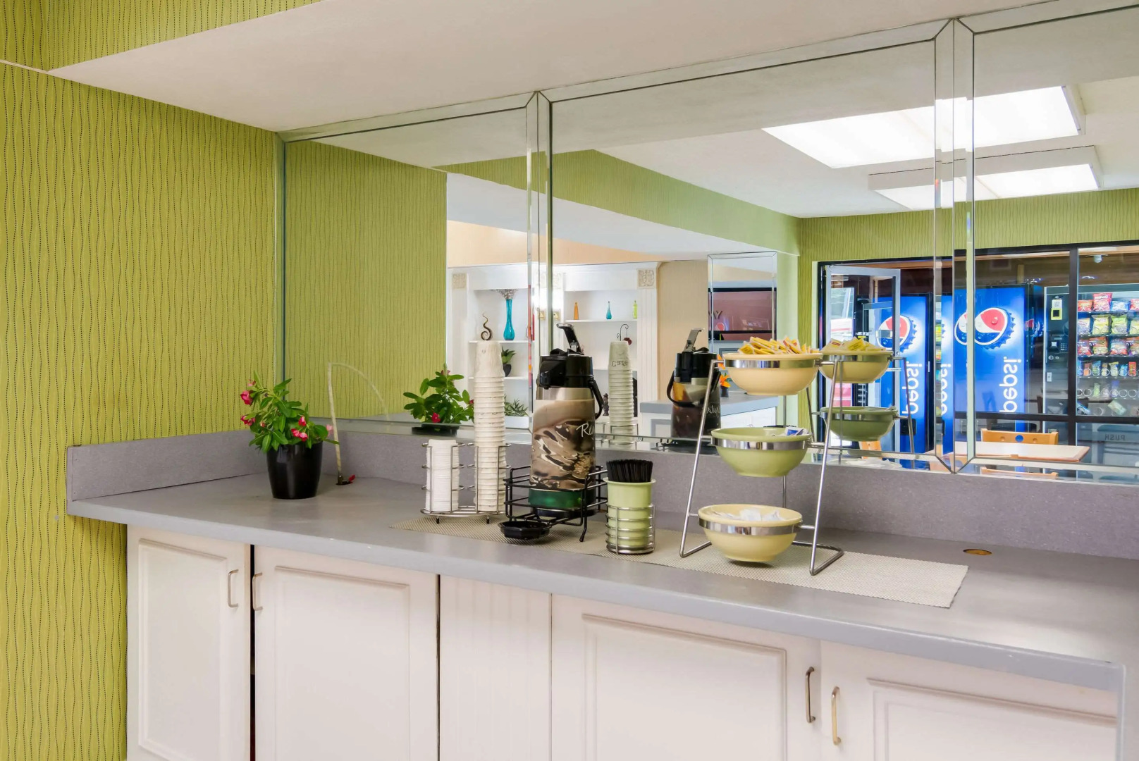 Rodeway Inn At Fort Lee