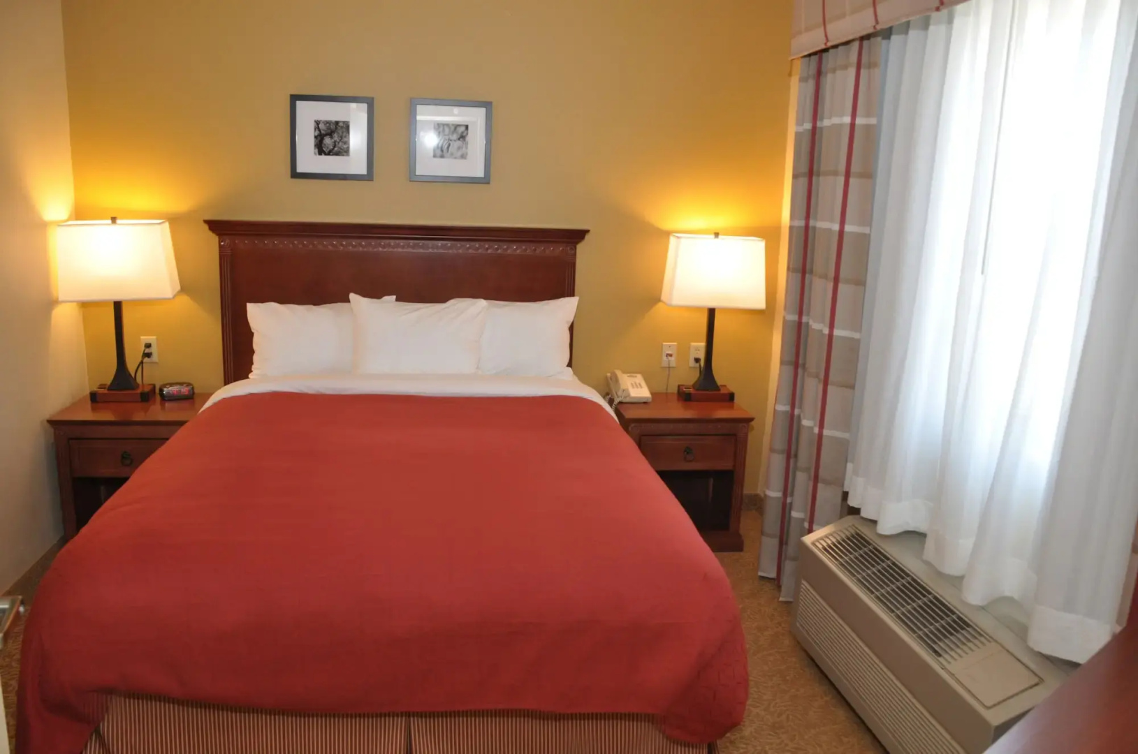 Country Inn & Suites by Radisson, Watertown, SD