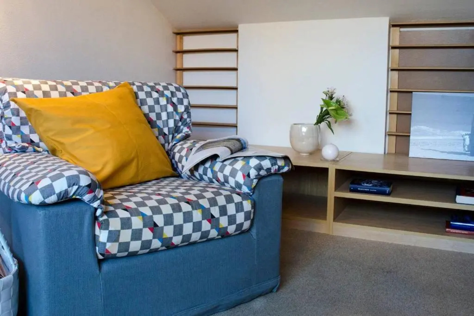 ALTIDO Lively 2 bedroom Apt with Parking close to Como