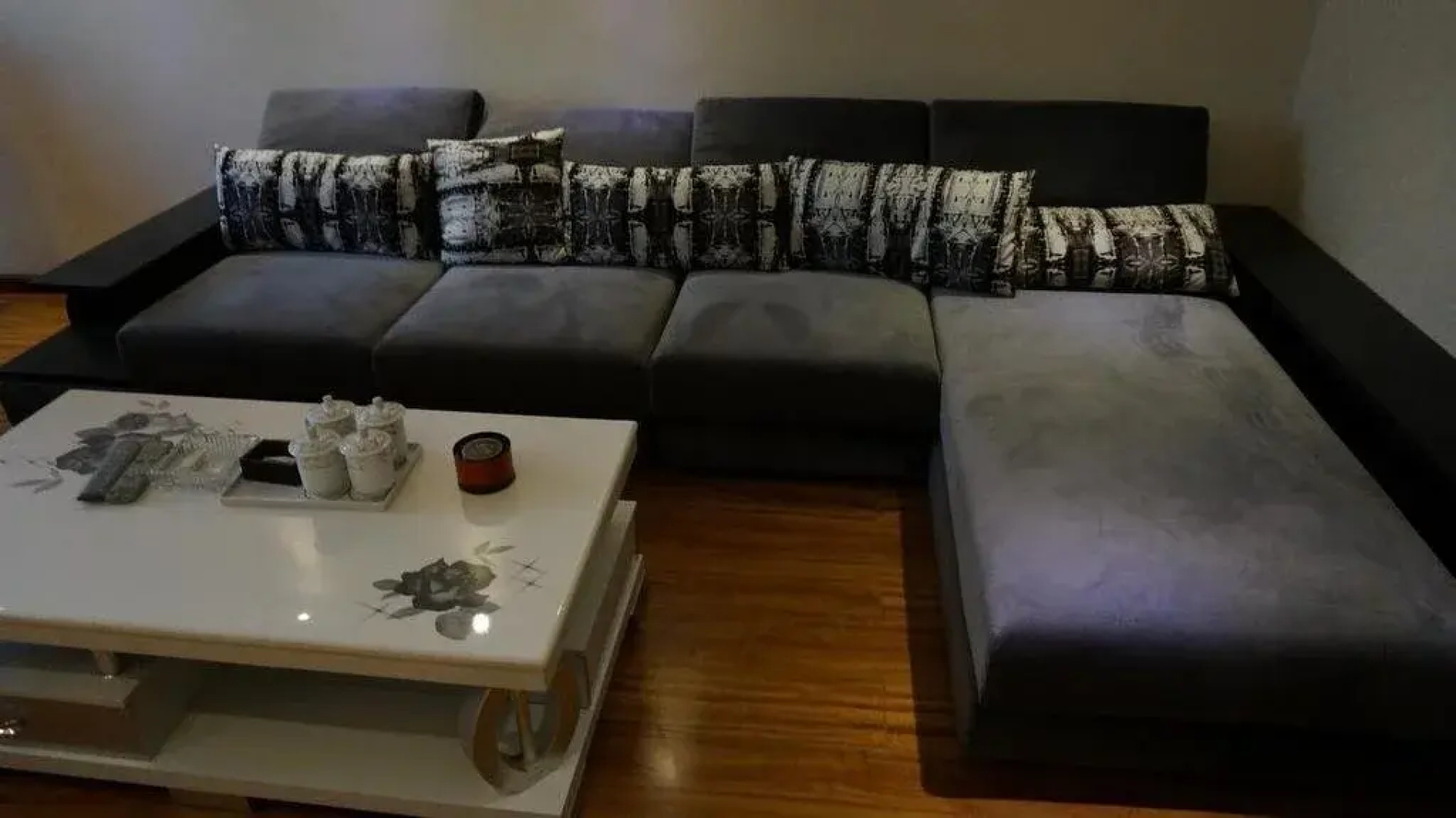 Zhongxiang Tianyue Business Hotel