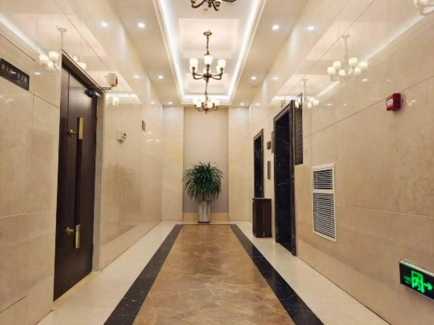 Jialong International Hotel