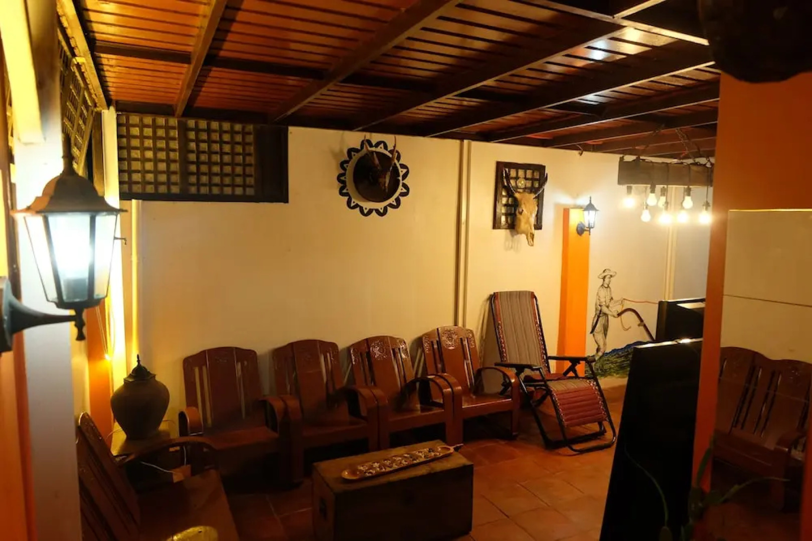 The Orange House - Vigan Villa