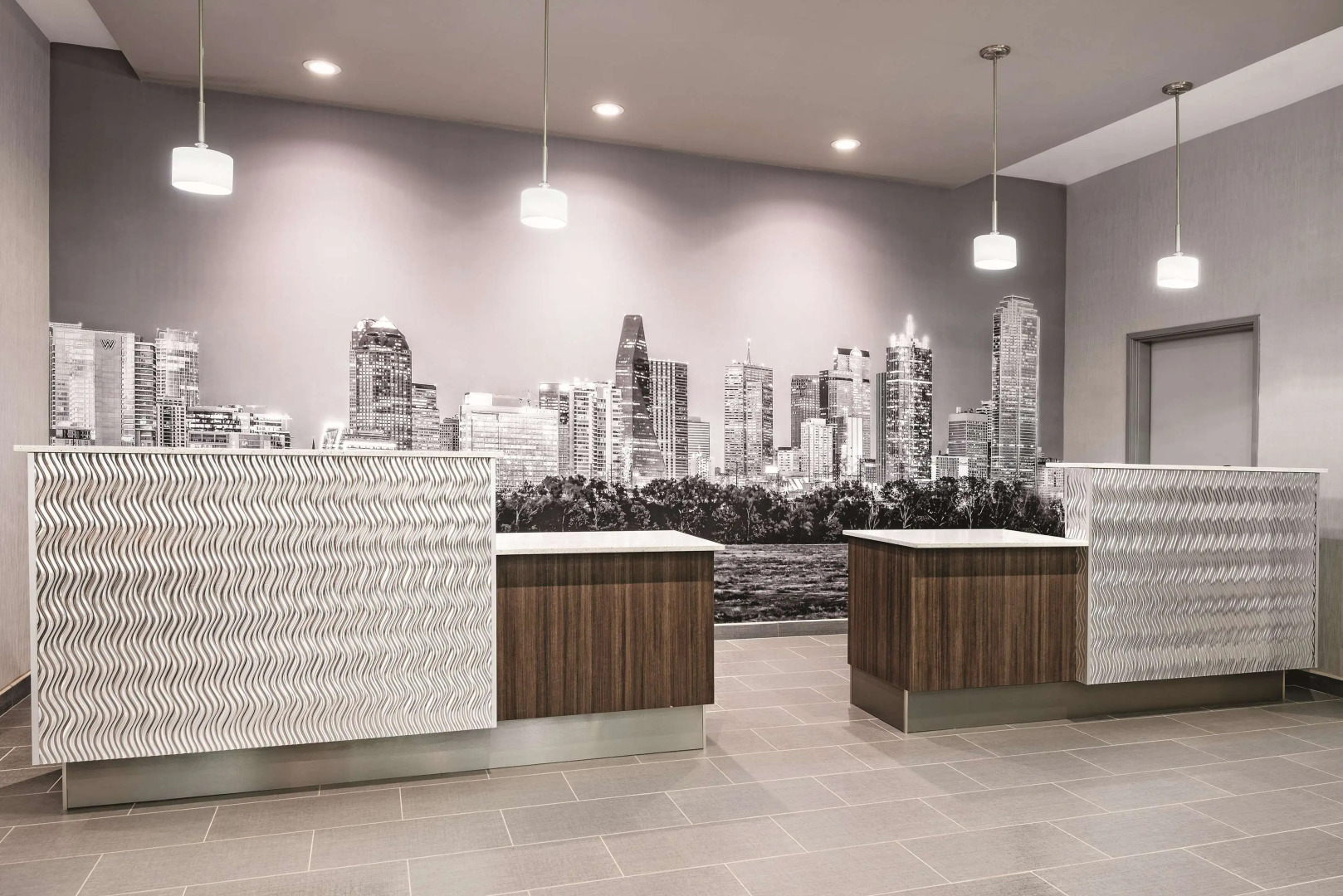 La Quinta Inn & Suites by Wyndham Dallas Grand Prairie North