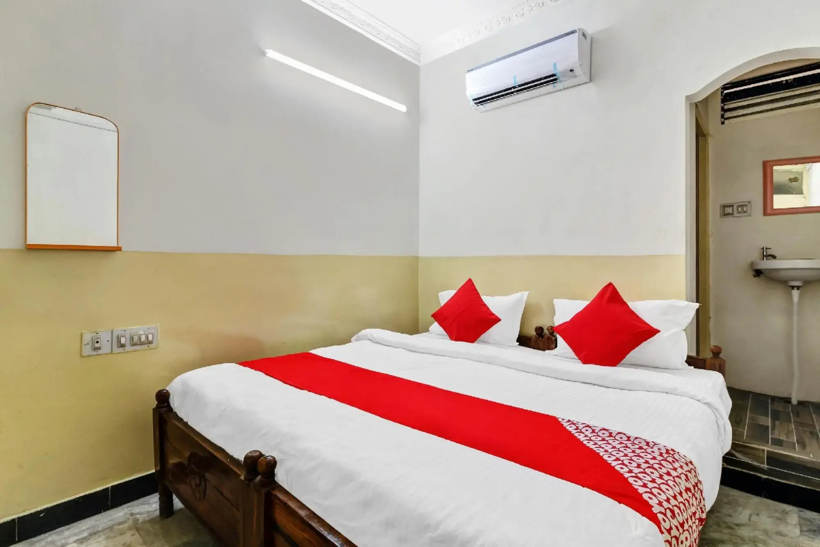 Suraj Residency by OYO Rooms
