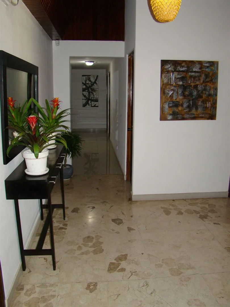 Hotel Colonial en Escazú