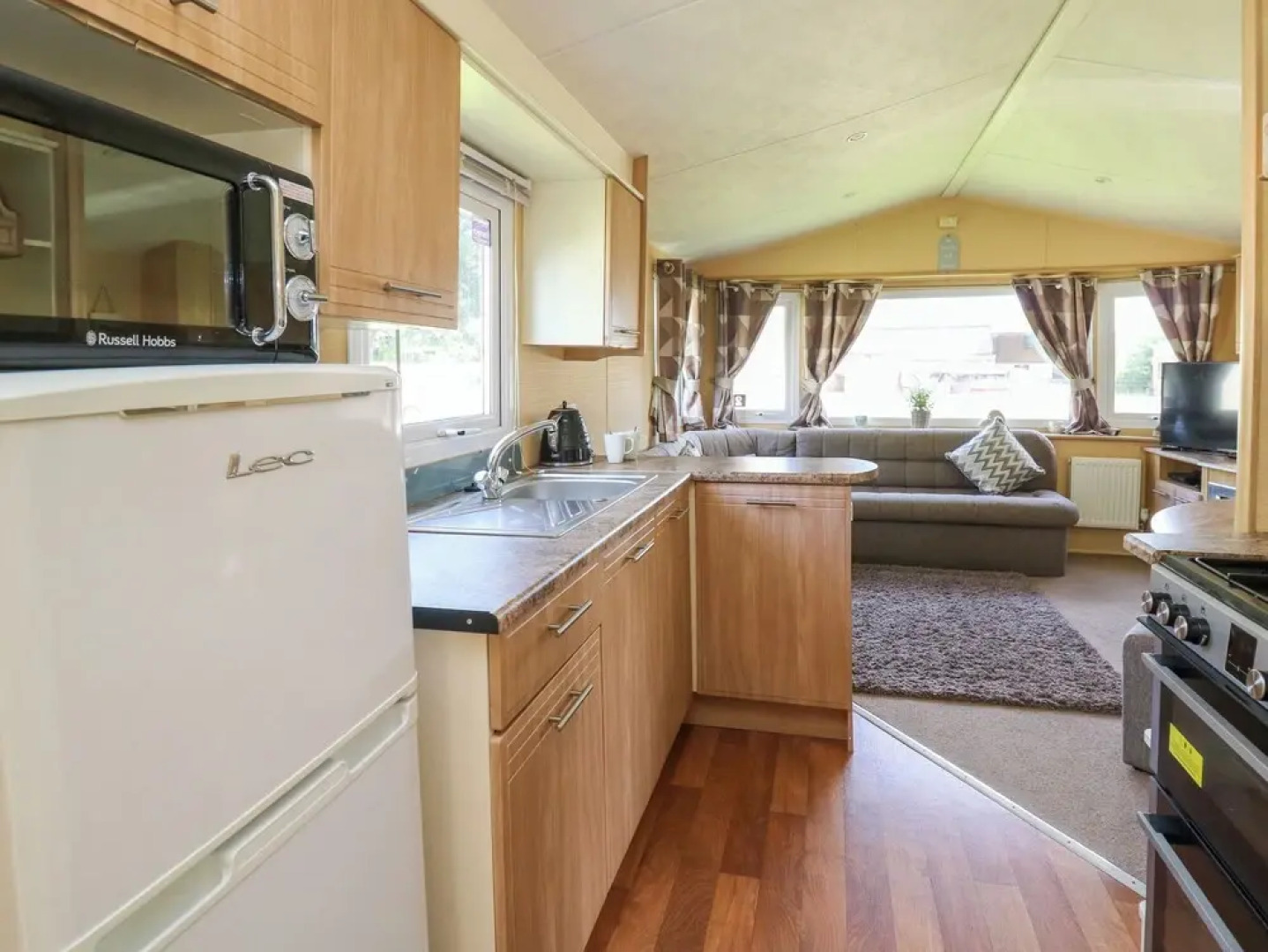 Caravan 2 at Blackmoor Farm