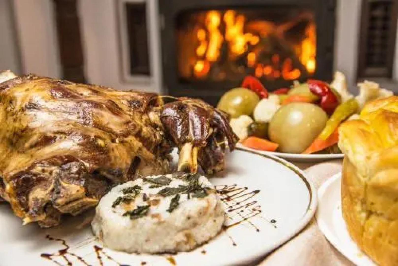 Kostadinovi Kashti Complex