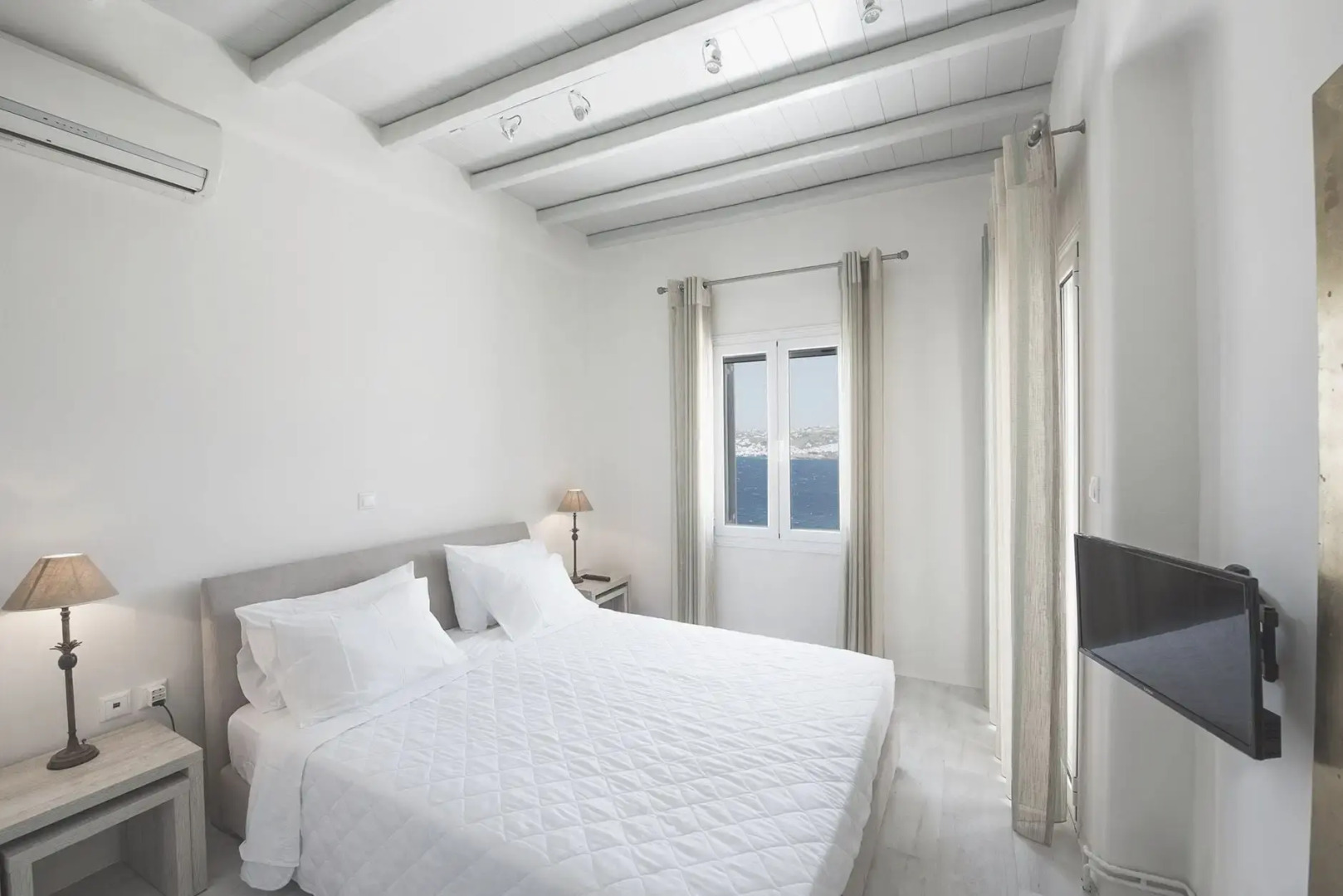 Amaris Mykonian Residence