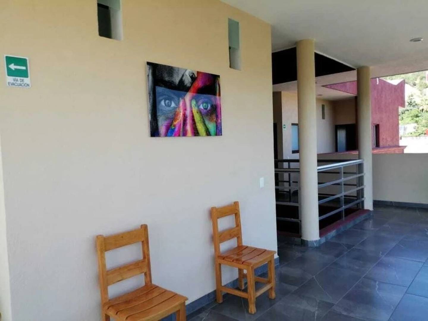 El Cihualteco Hotel Restaurante Bar