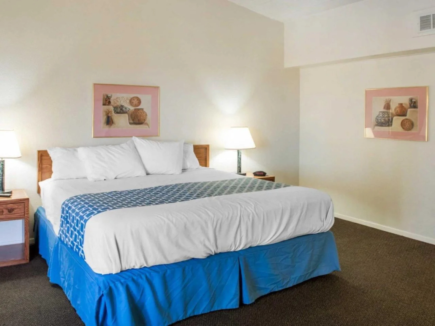 Whites City Cavern Inn