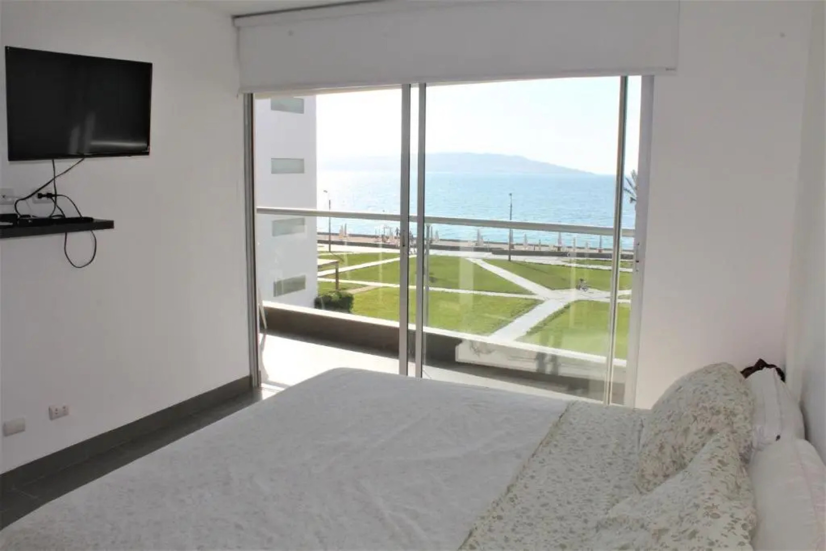 Departamento Condominio Nautico con Vista al Mar