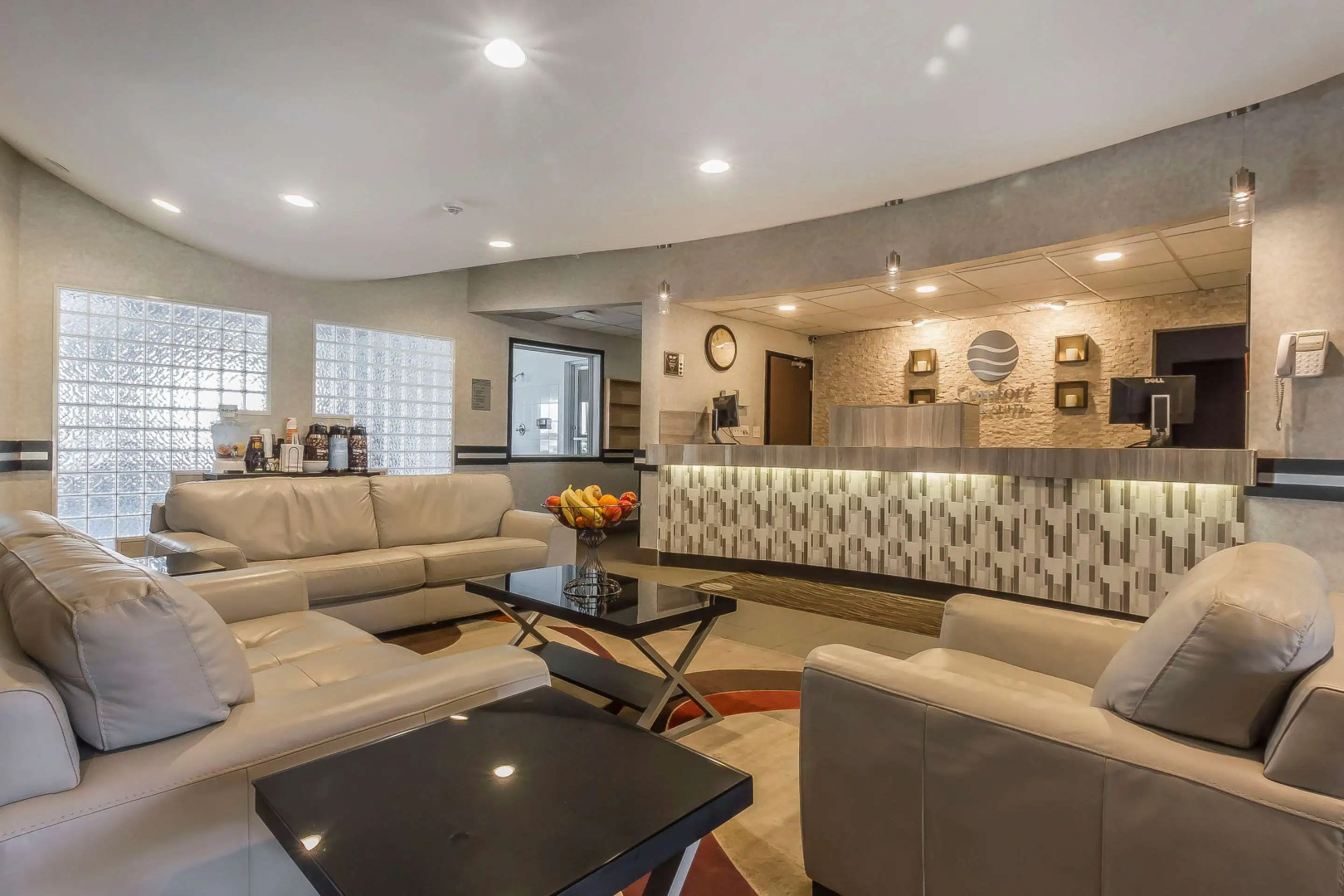 Comfort Inn & Suites Medicine Hat