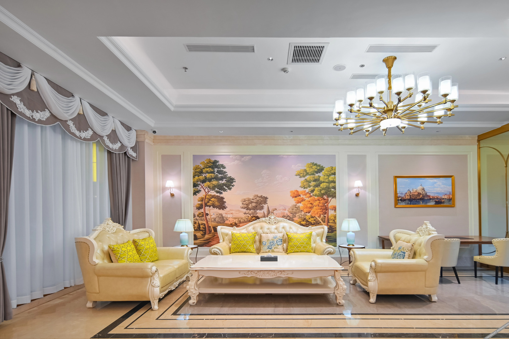 Vienna Hotel (Yecheng Zero Kilometer)