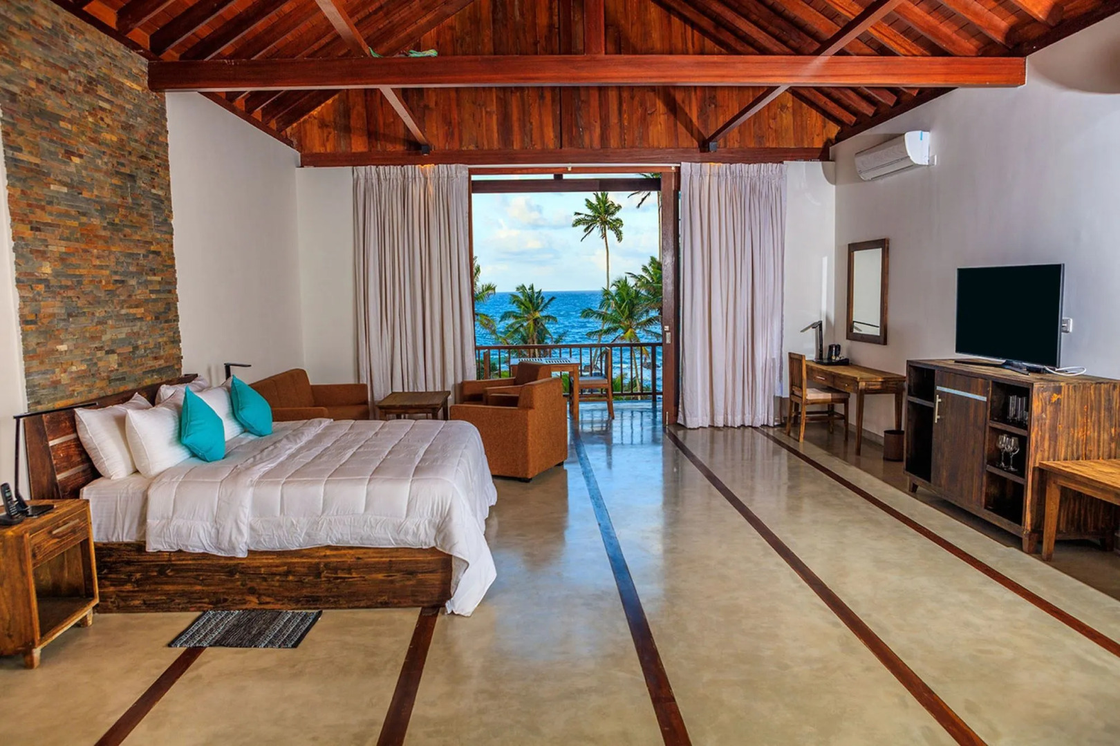 R Degrees Boutique Hotel & Spa