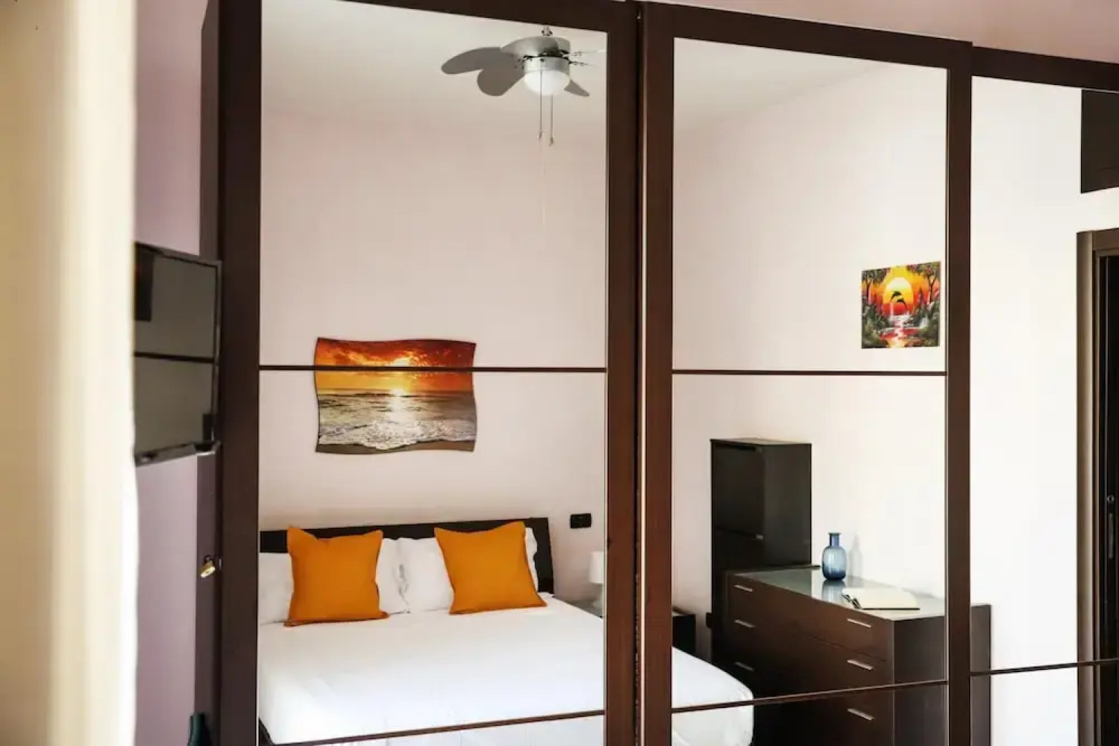 Metro Solfatara Apartment by Wonderful Italy