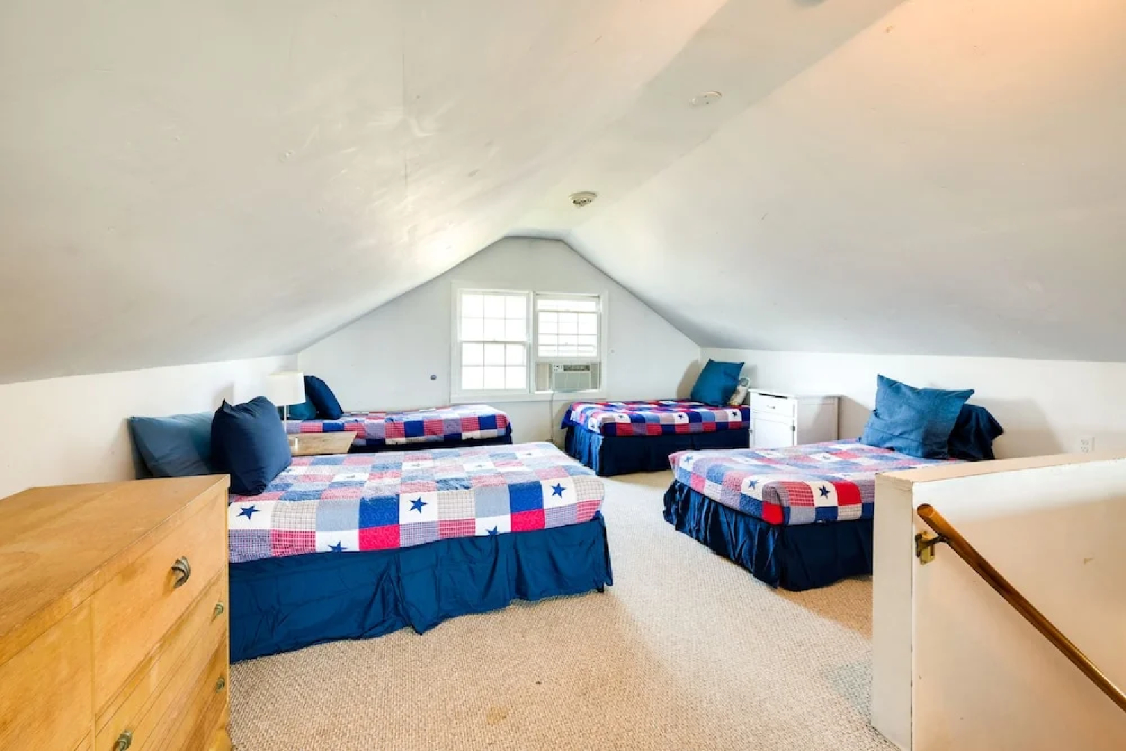 Charming Niantic Vacation Rental: Walk to Beach!
