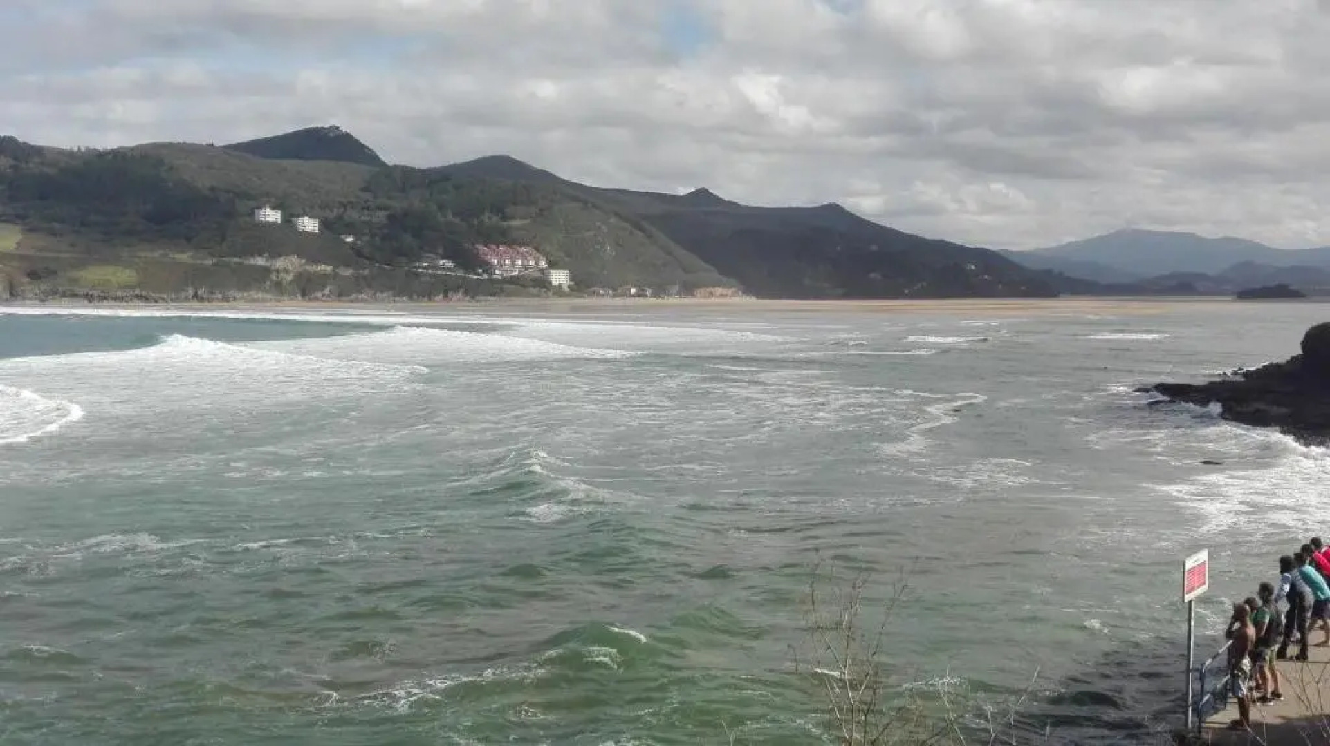 Mundaka Home