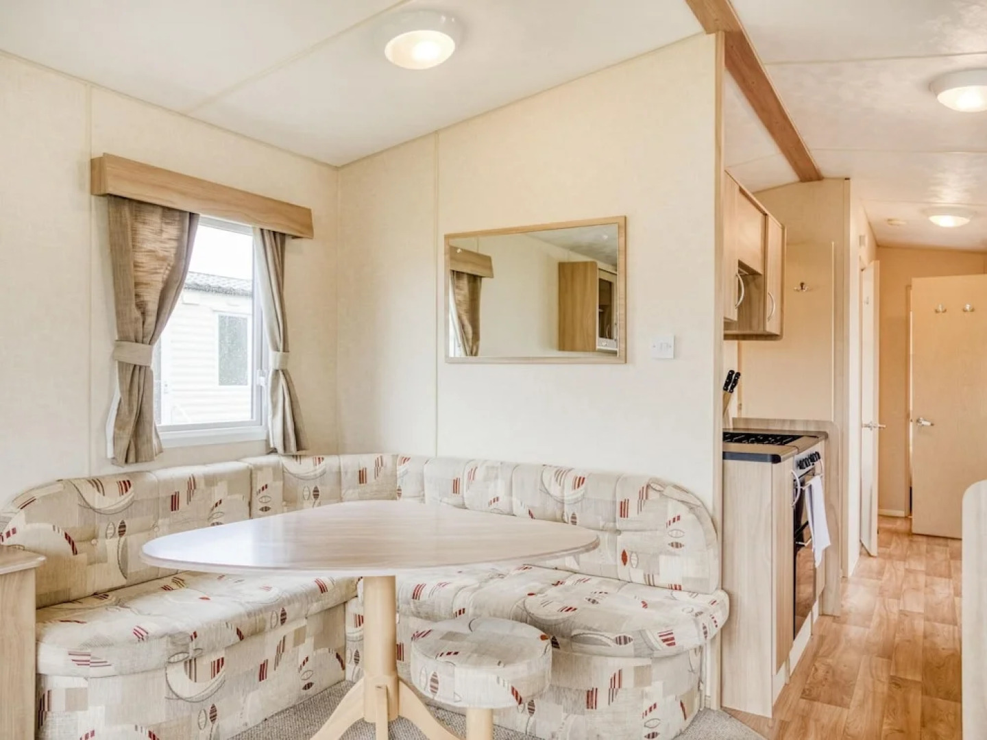 Gorgeous Home in Hastings With Sea Nearby