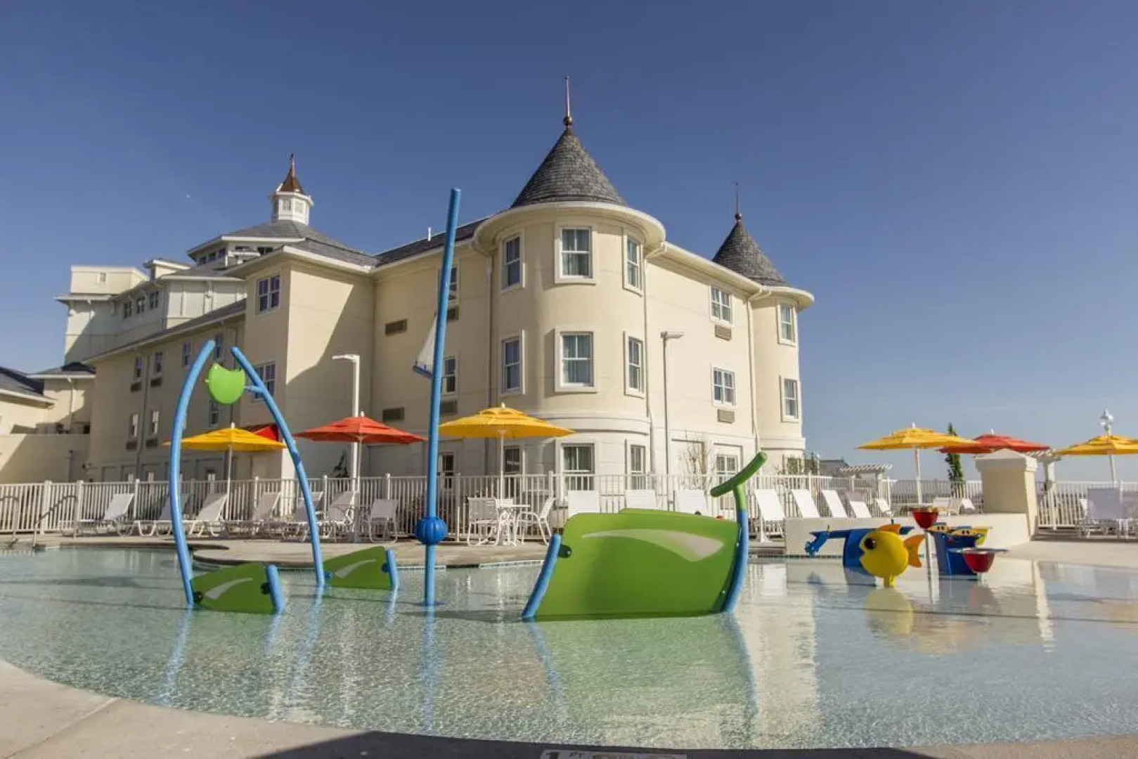 Cedar Point's Hotel Breakers