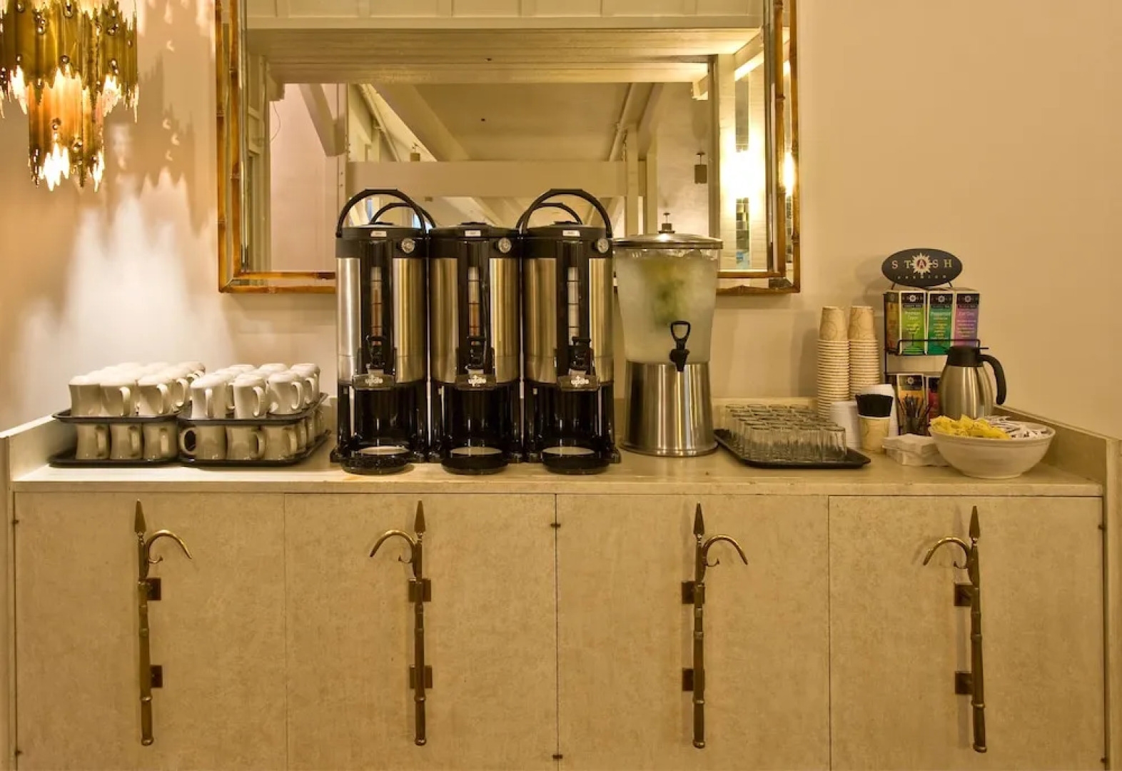 Ashland Hills Hotel & Suites (ex. Village Suites At Ashland Hills)