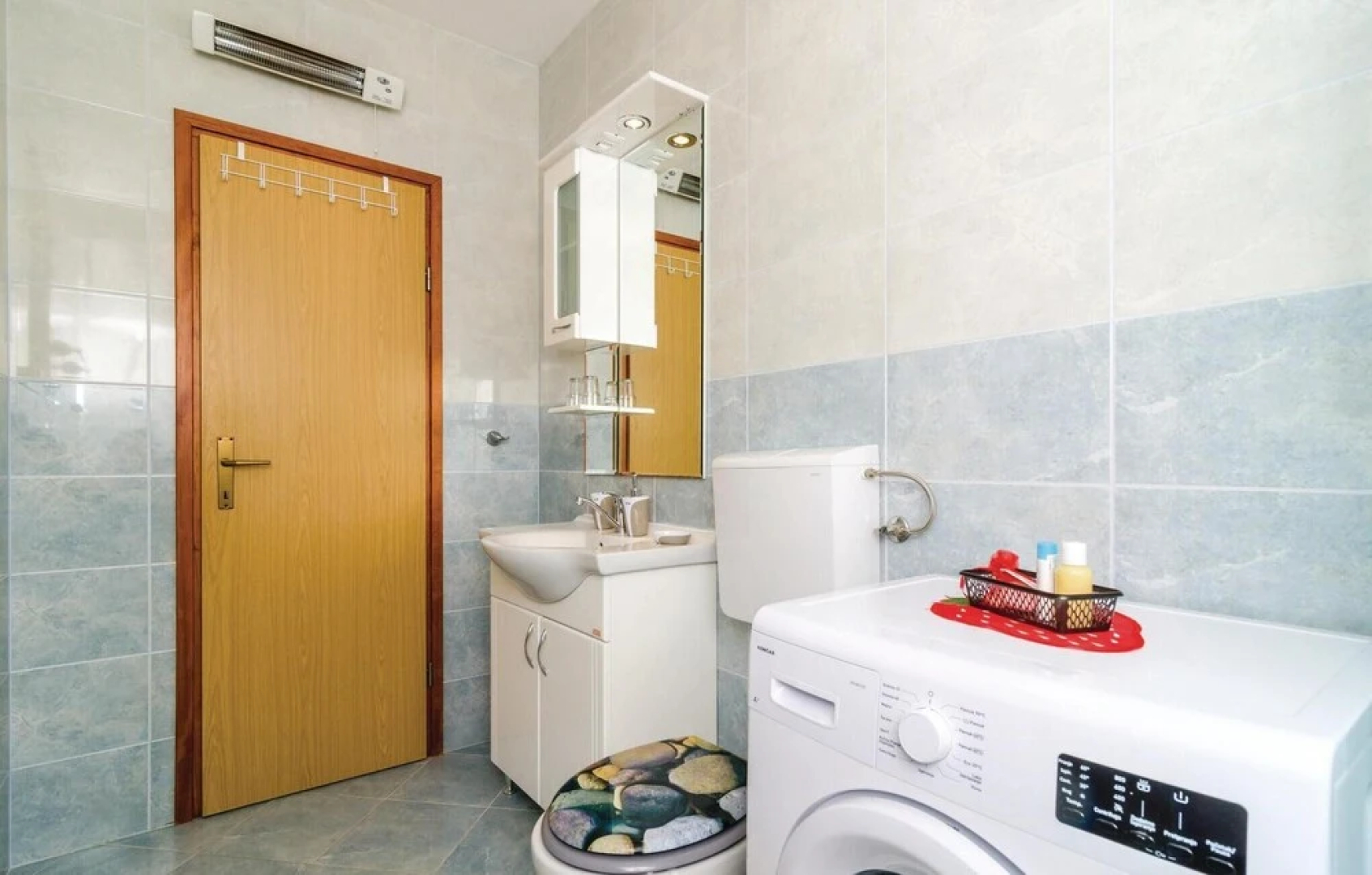 Awesome Home in Sipan With Wifi and 6 Bedrooms