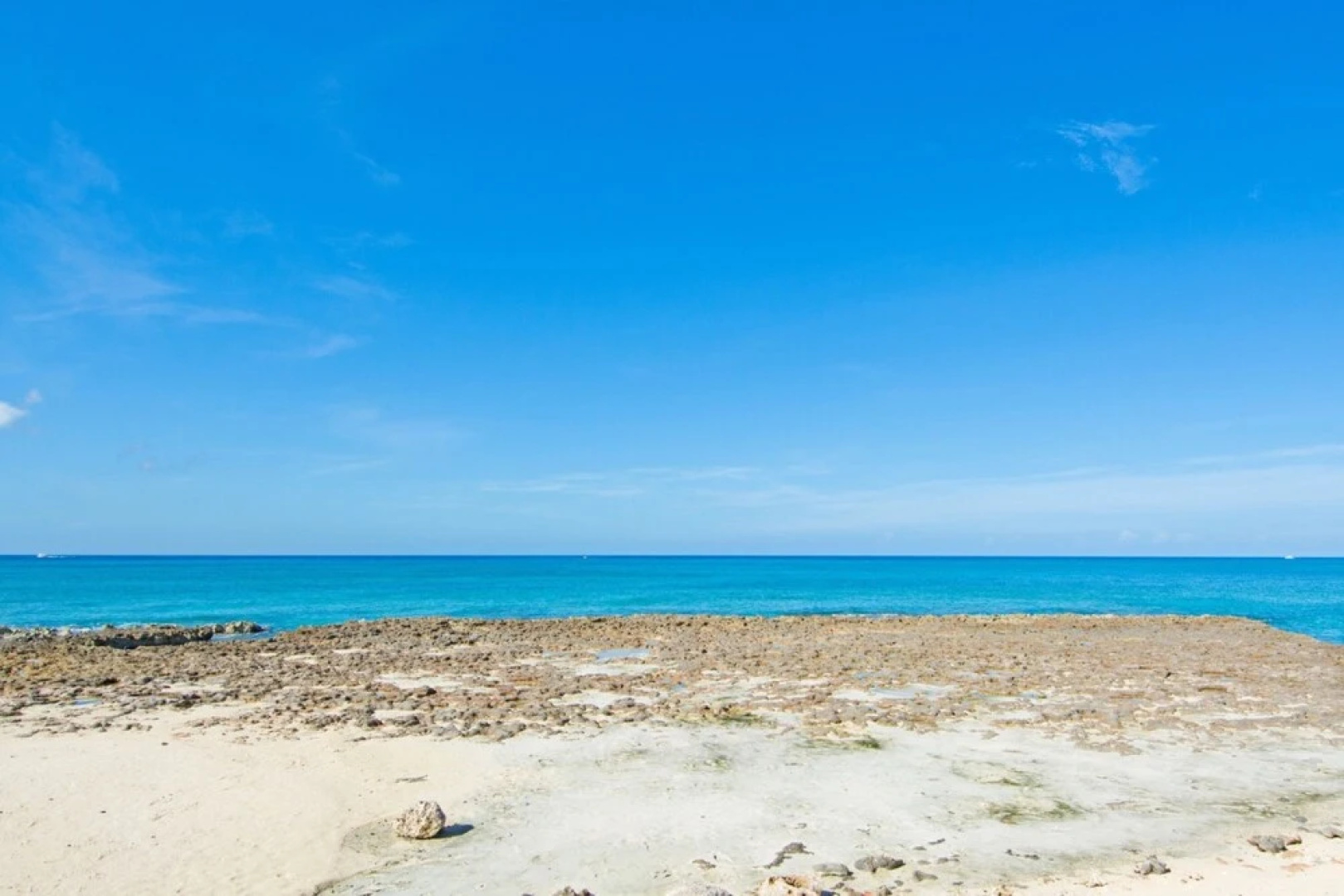 George Town Villas by Cayman Villas