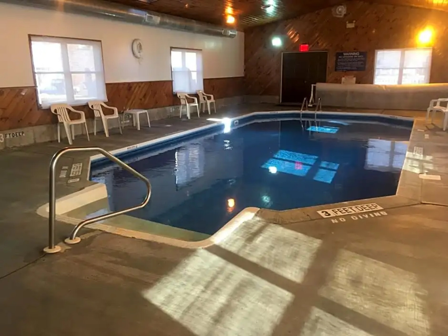 Villager Motel & Glen Manor Estate