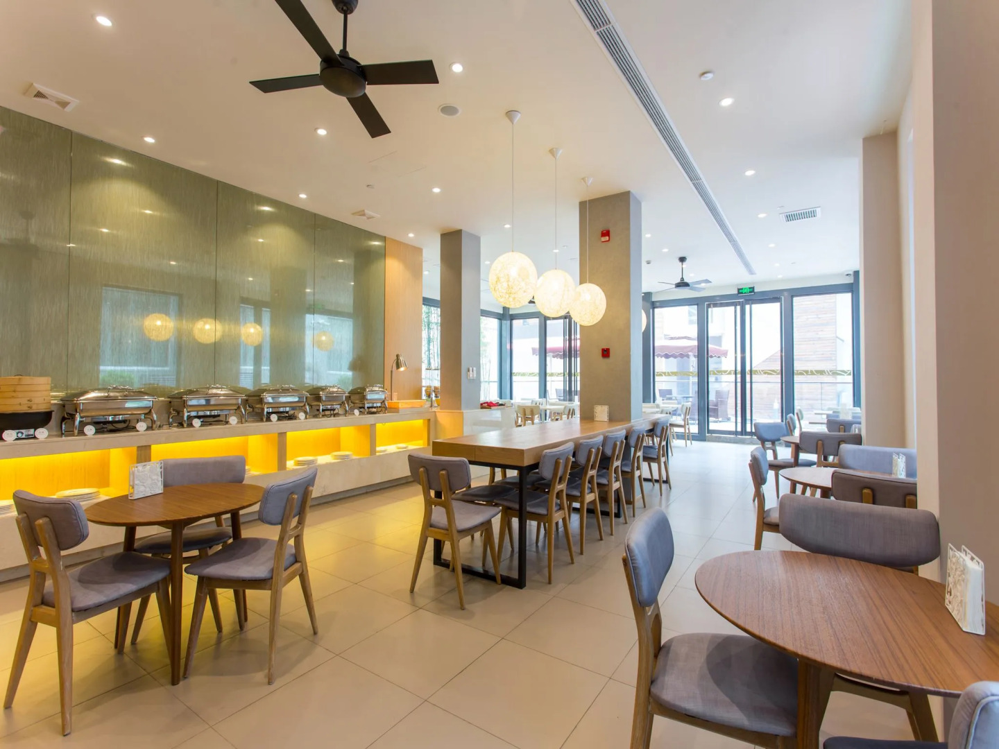 Ji Hotel Shanghai Oriental Pearl Tower