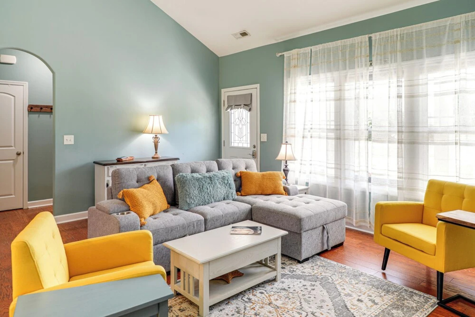 Sneads Ferry Home: Close to Beaches & Boat Ramp!