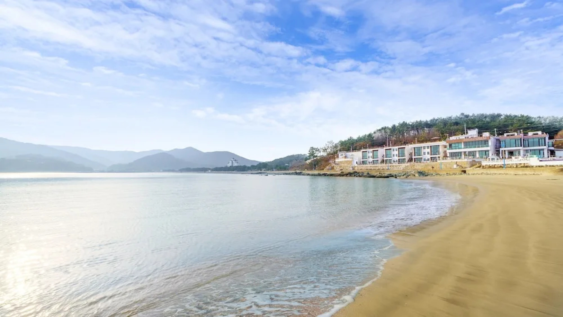 Namhae Lounge 32 Resort C